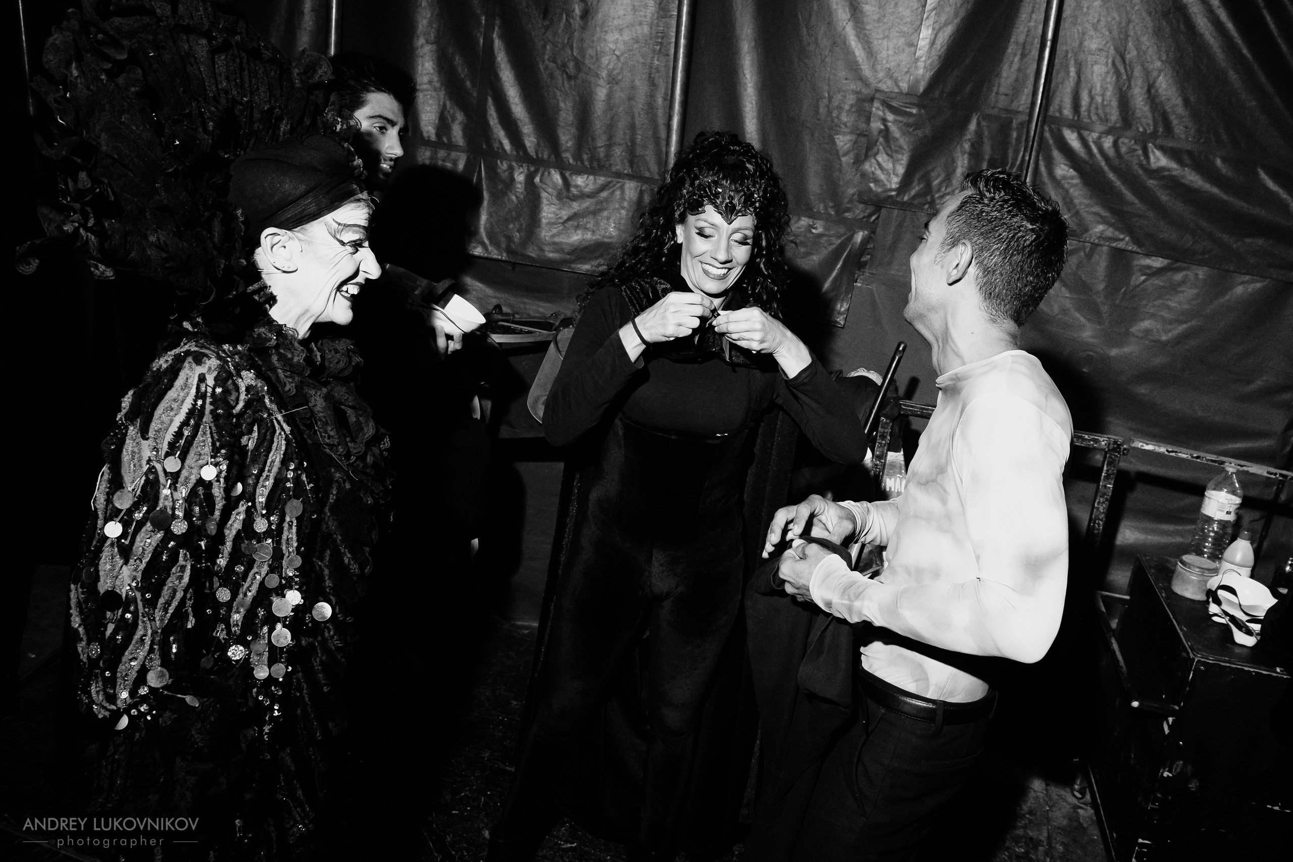 Backstage | Lara, Jenifer & Roberto | El Circo Encantado