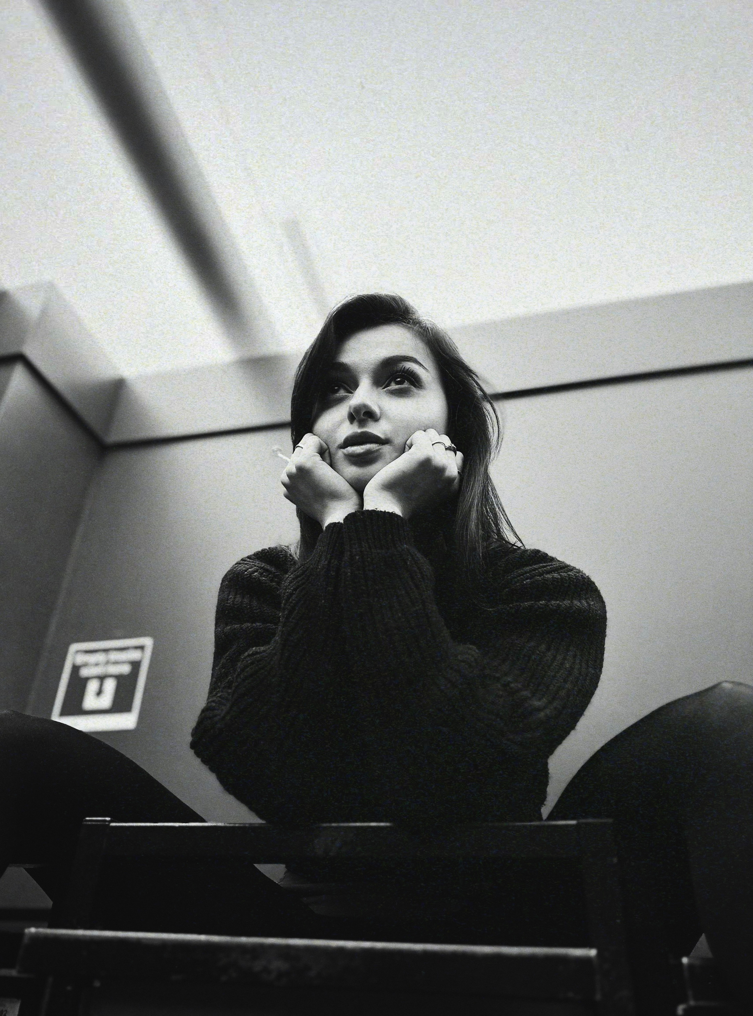 Fatima & Bookish Dreams. Yana Bobrova | Artistic Photography