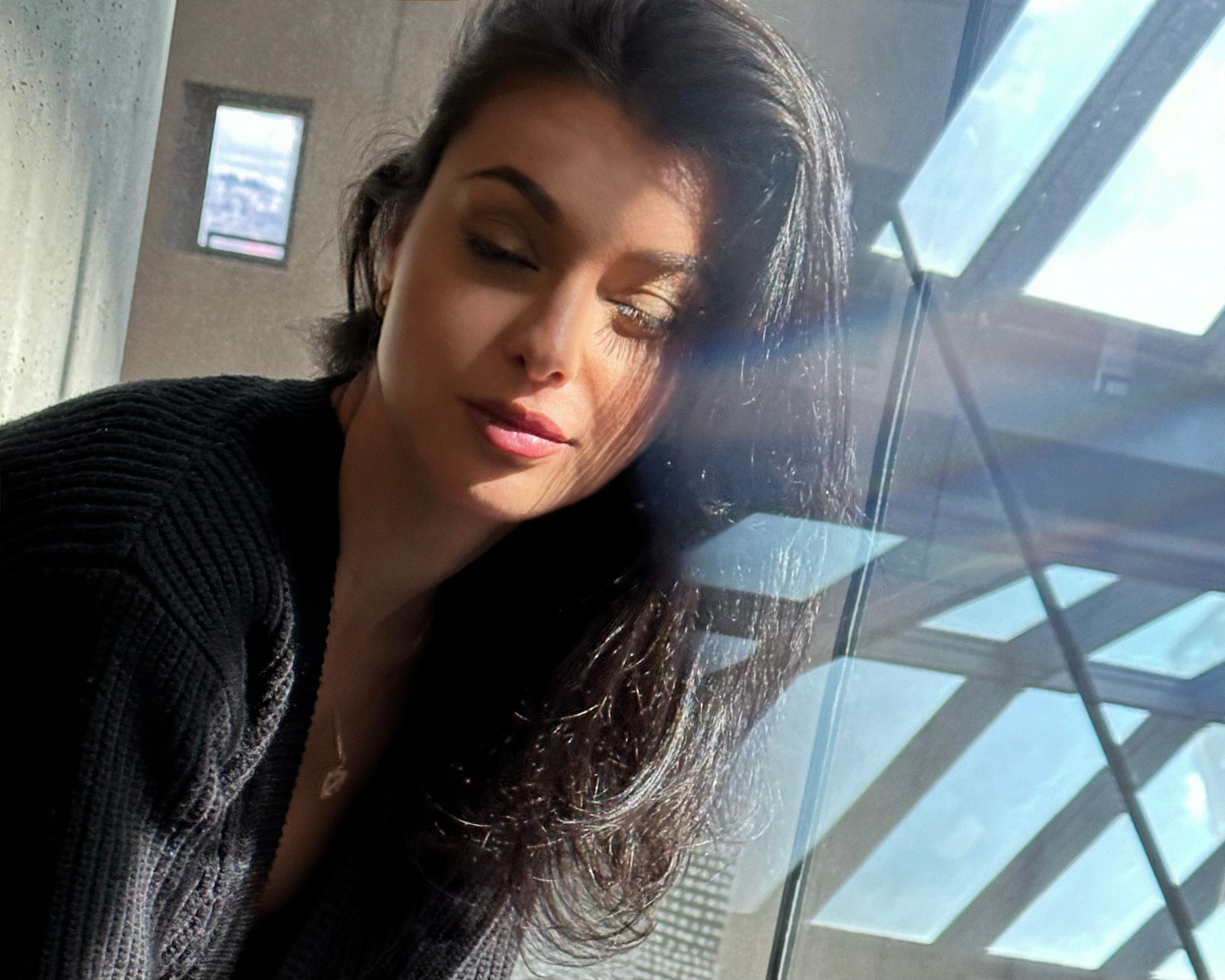 Fatima & Bookish Dreams. Yana Bobrova | Artistic Photography