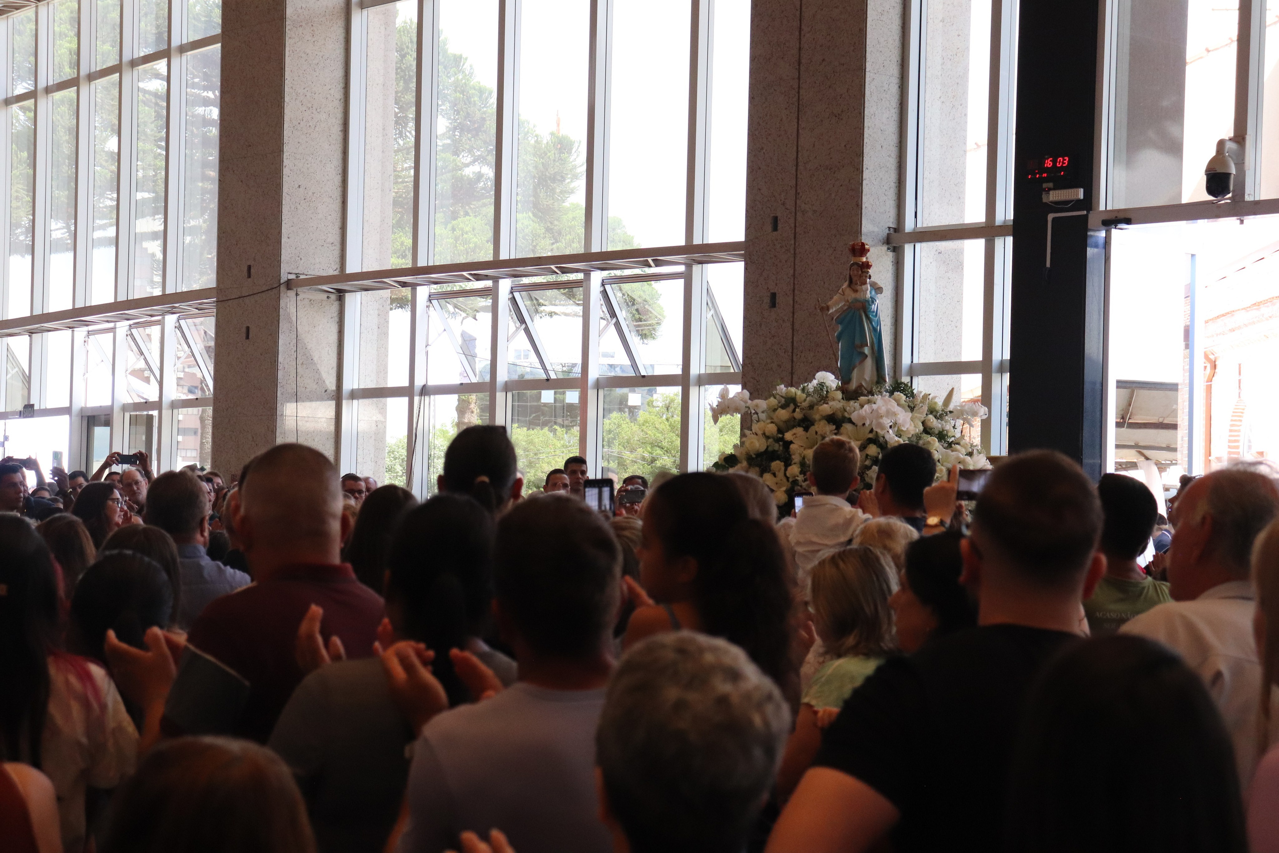 Peregrinação Nossa Senhora de Belém. Handa Produções