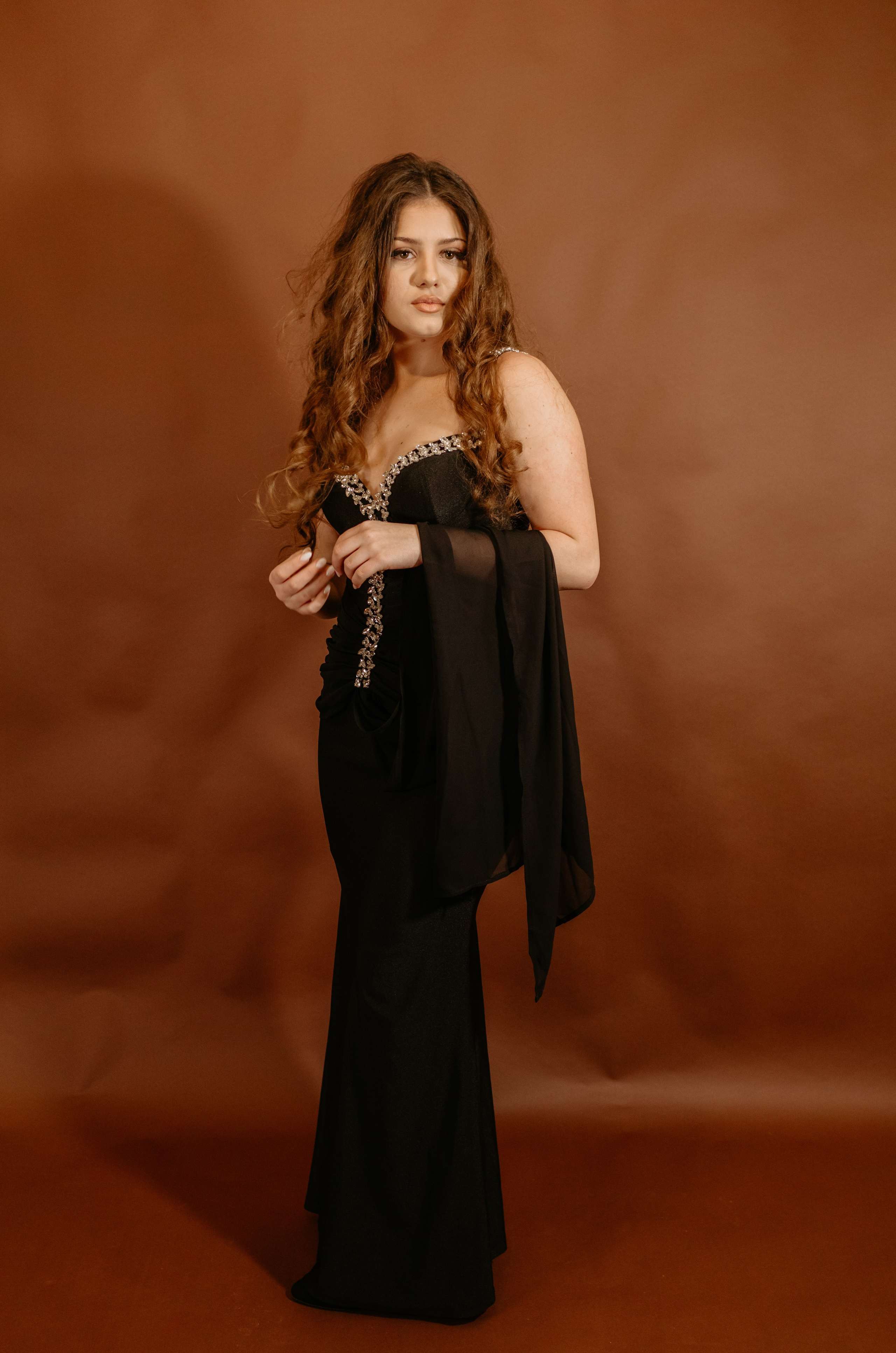 Beatrice. Wedding & couple photographer from Romania Rut Vetan