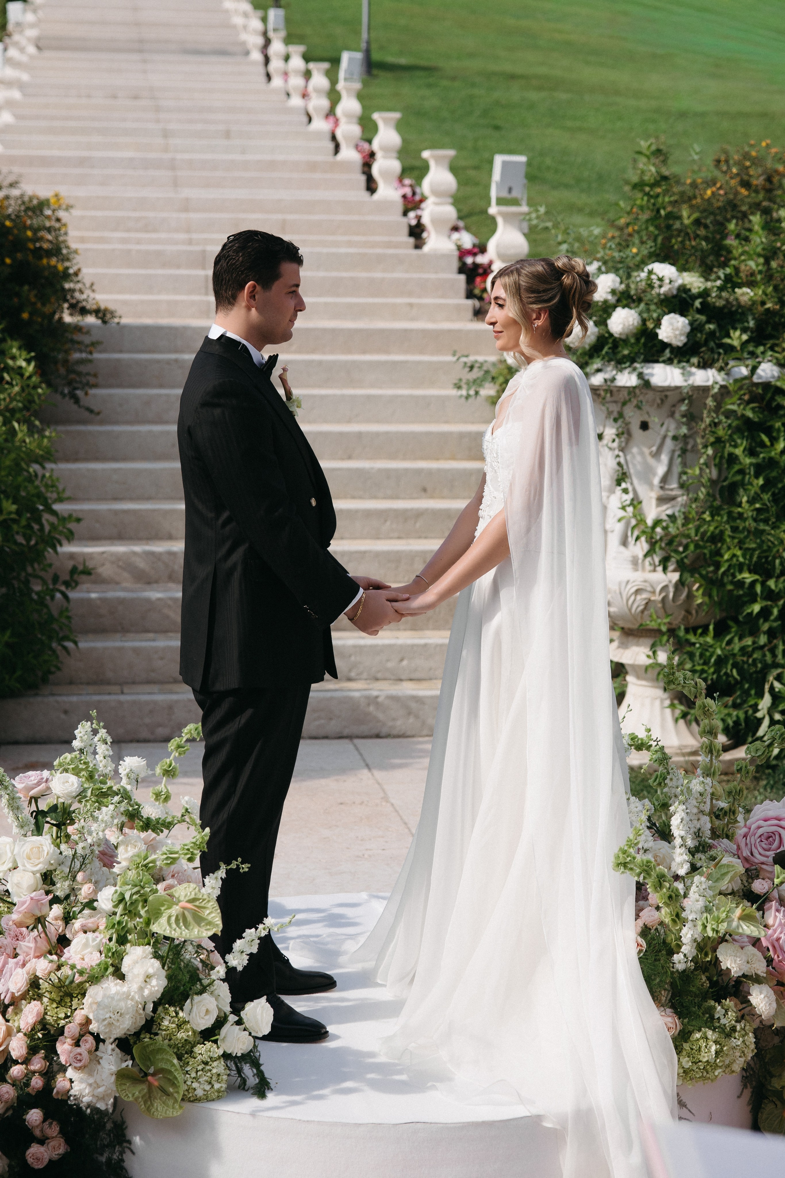 Madison & Dylan. Wedding photographer in Italy