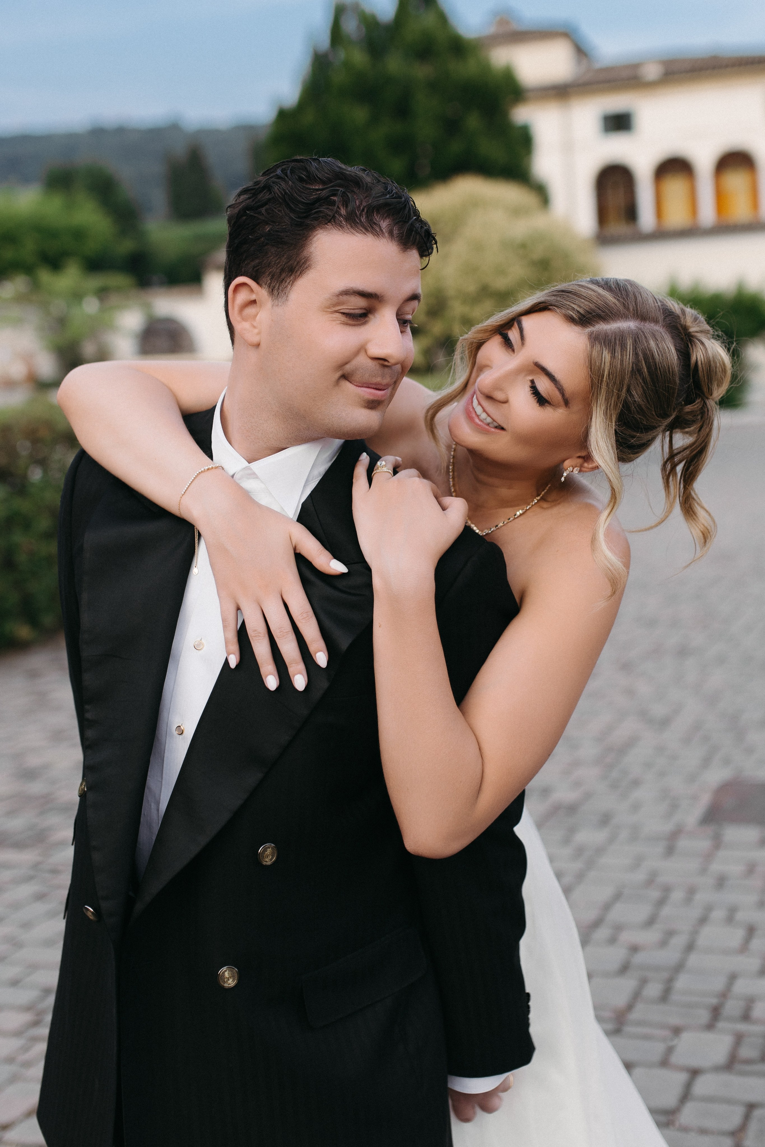 Madison & Dylan. Wedding photographer in Italy