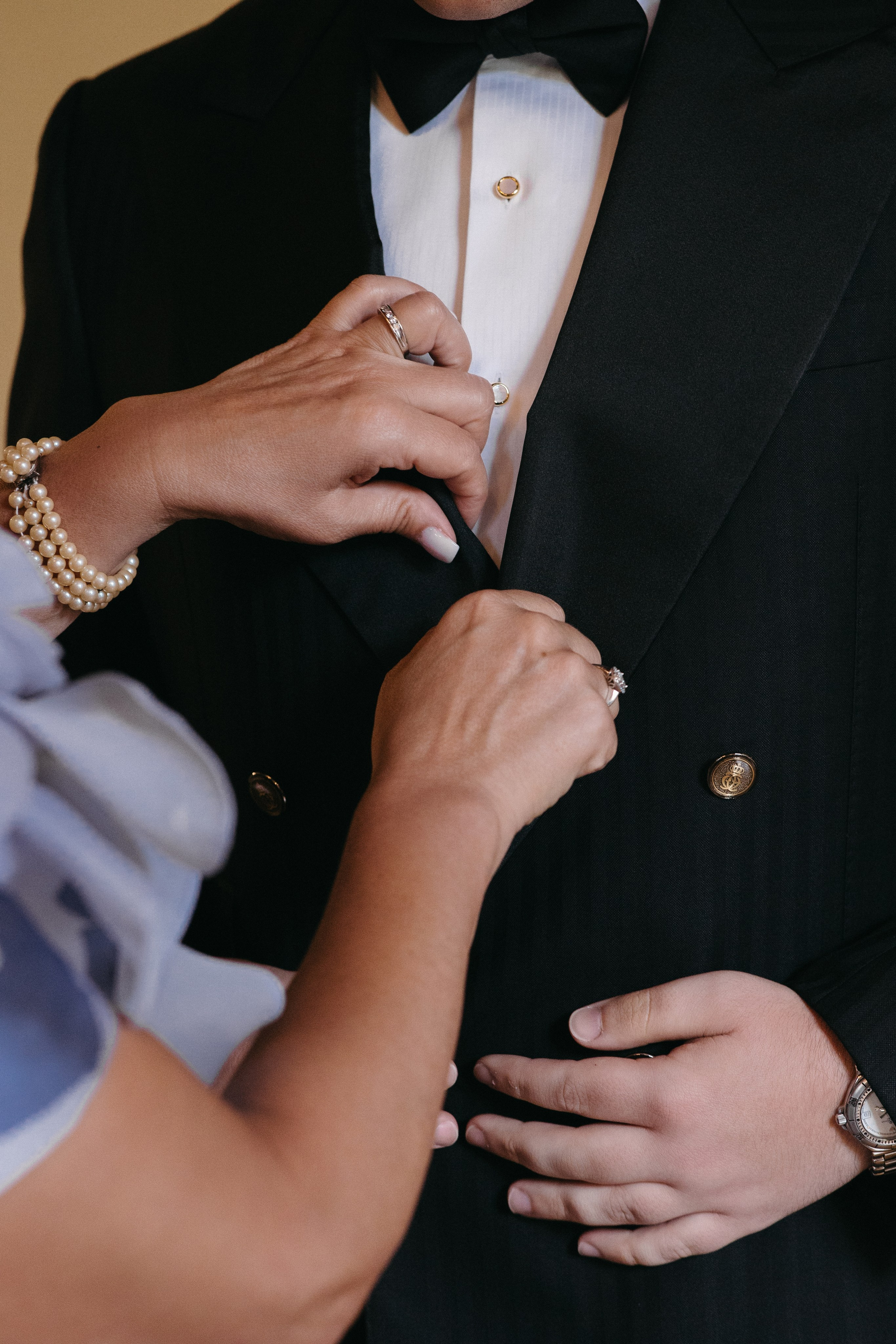 Madison & Dylan. Wedding photographer in Italy