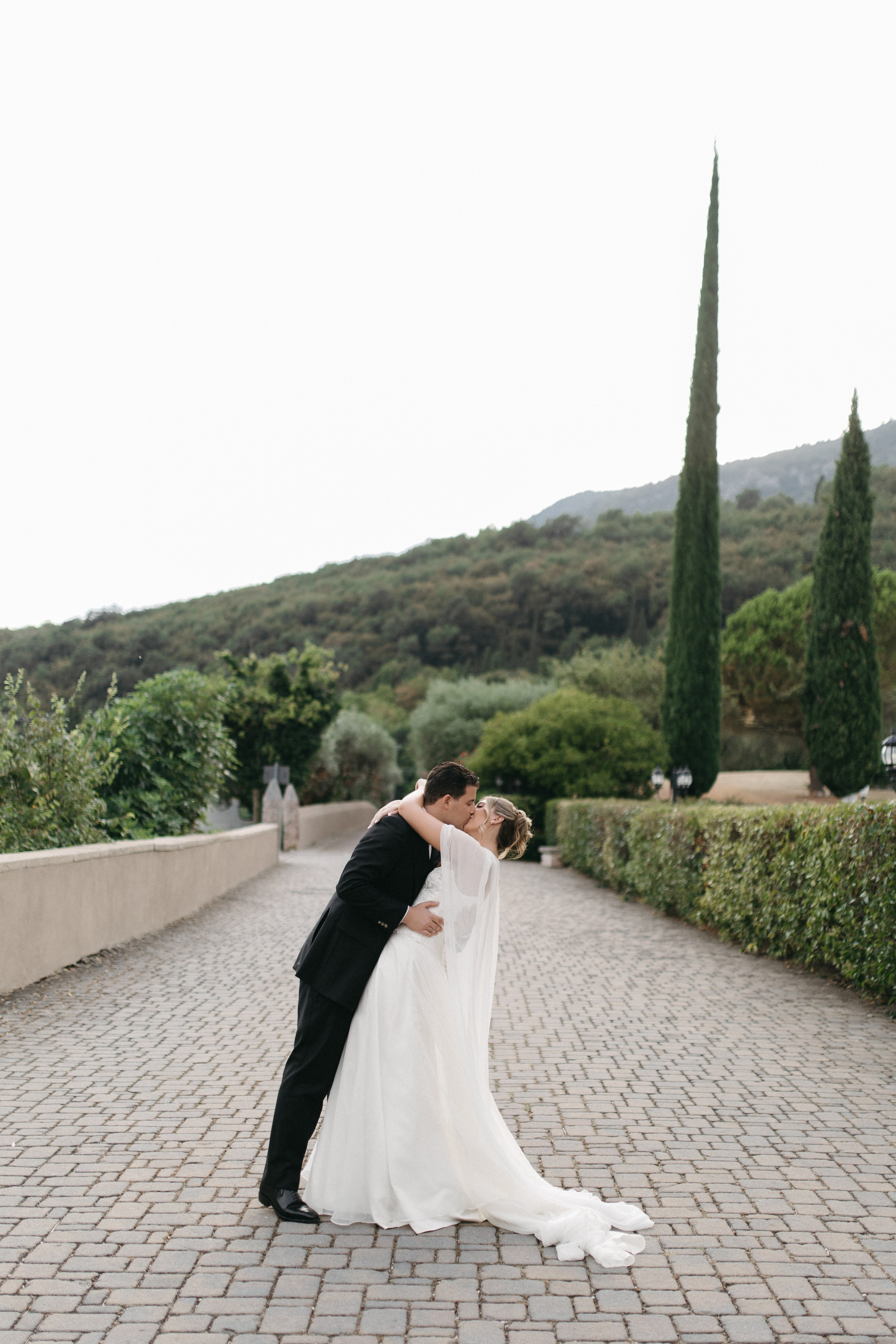 Madison & Dylan. Wedding photographer in Italy