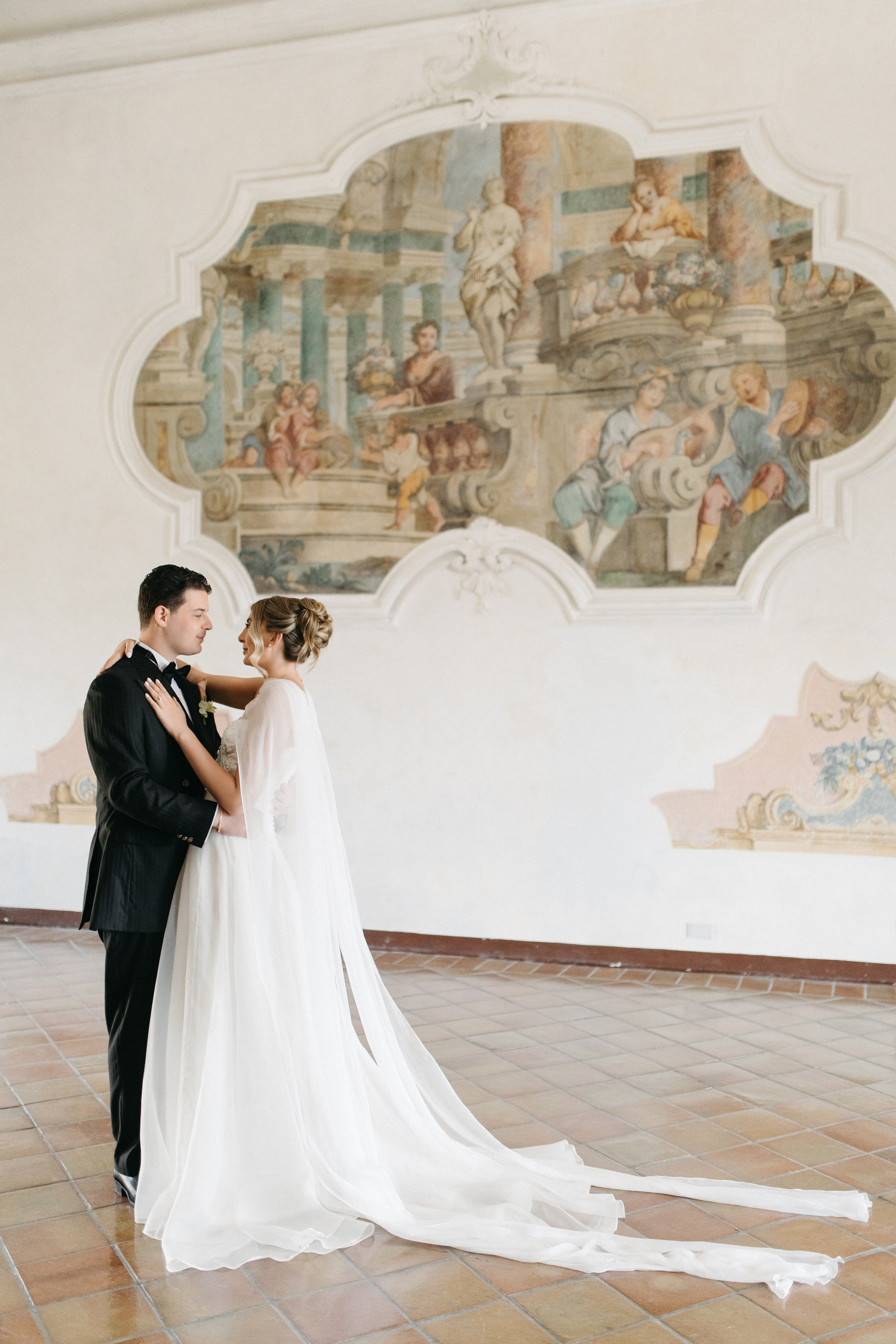 Madison & Dylan. Wedding photographer in Italy