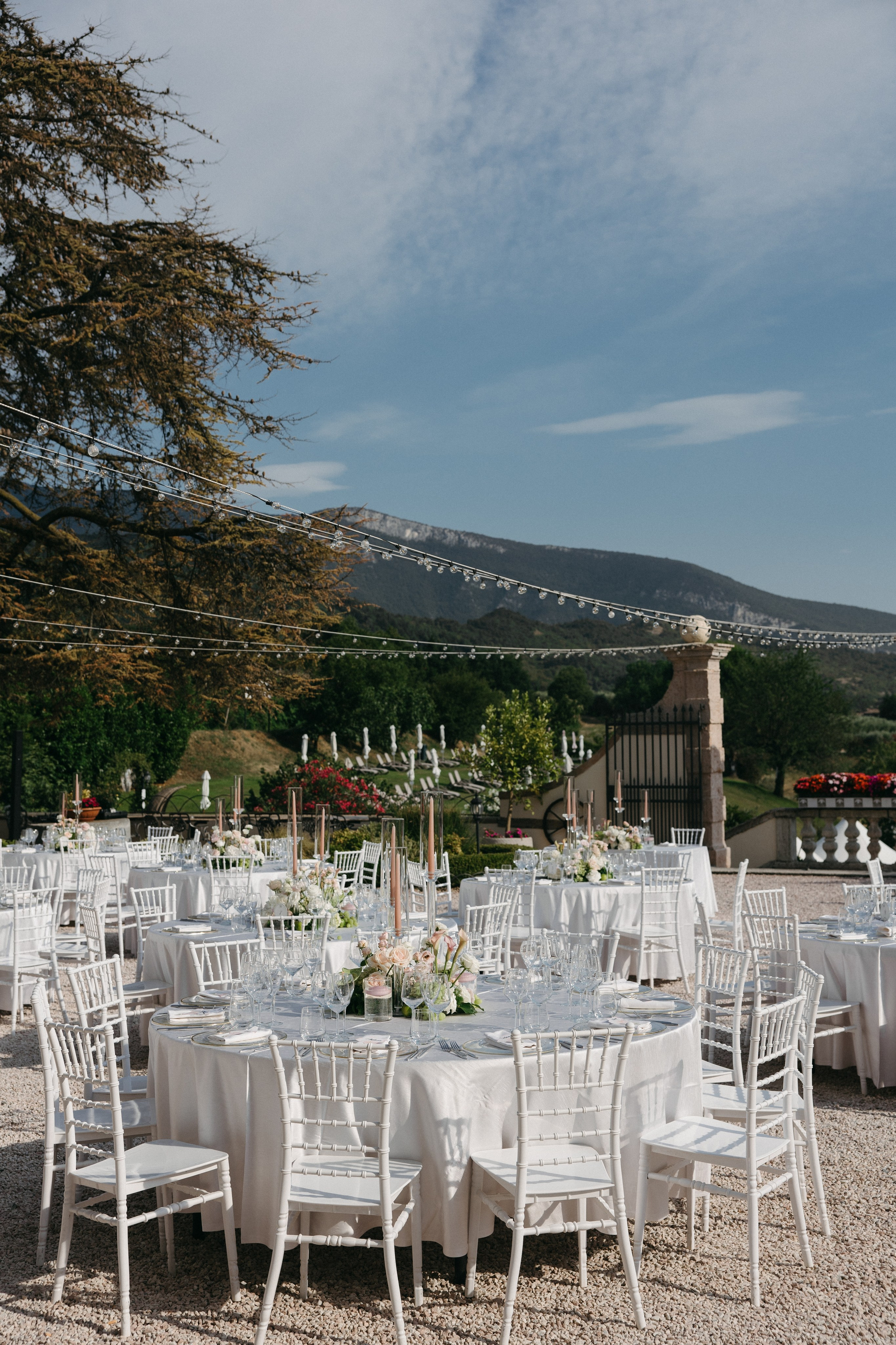 Madison & Dylan. Wedding photographer in Italy