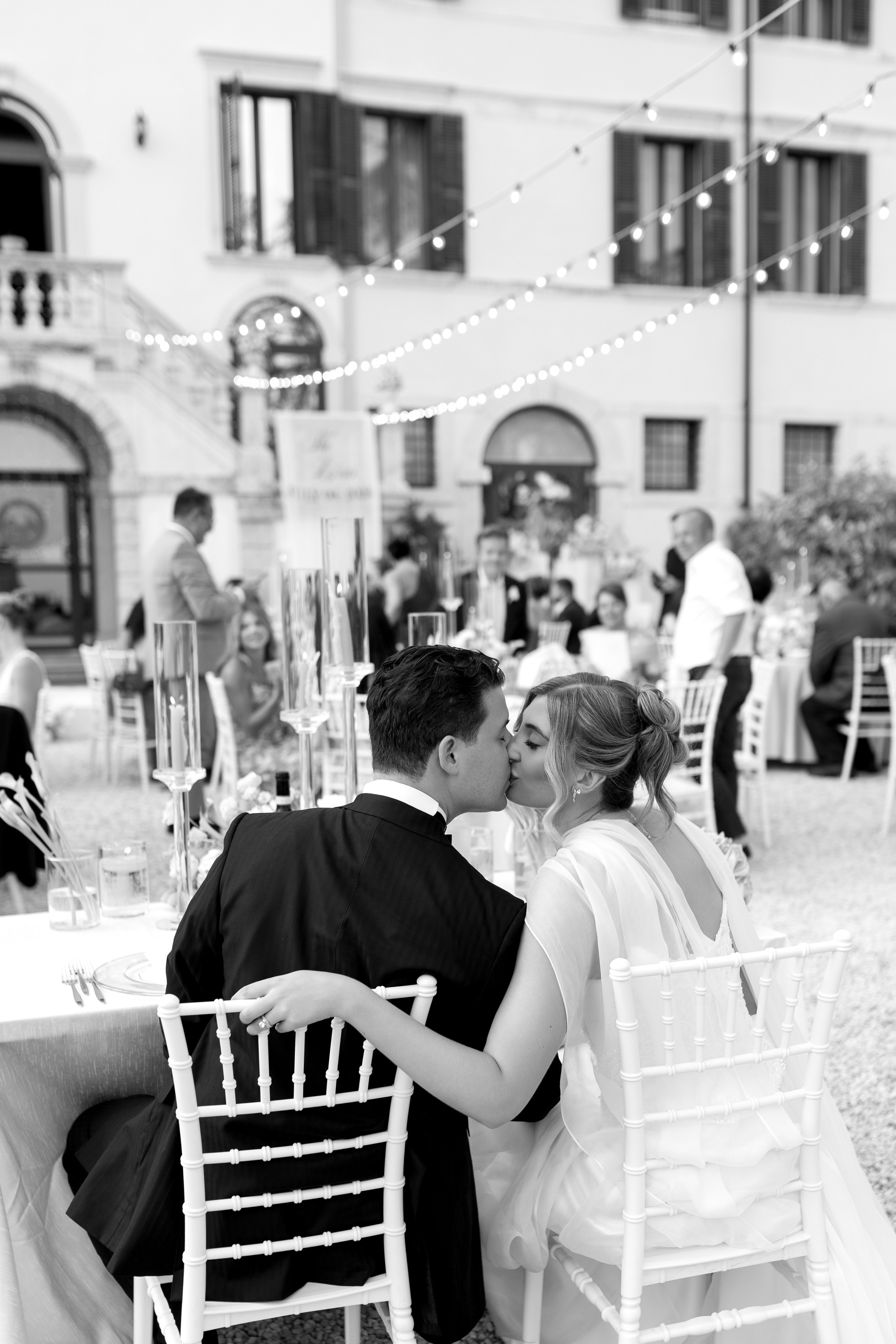 Madison & Dylan. Wedding photographer in Italy