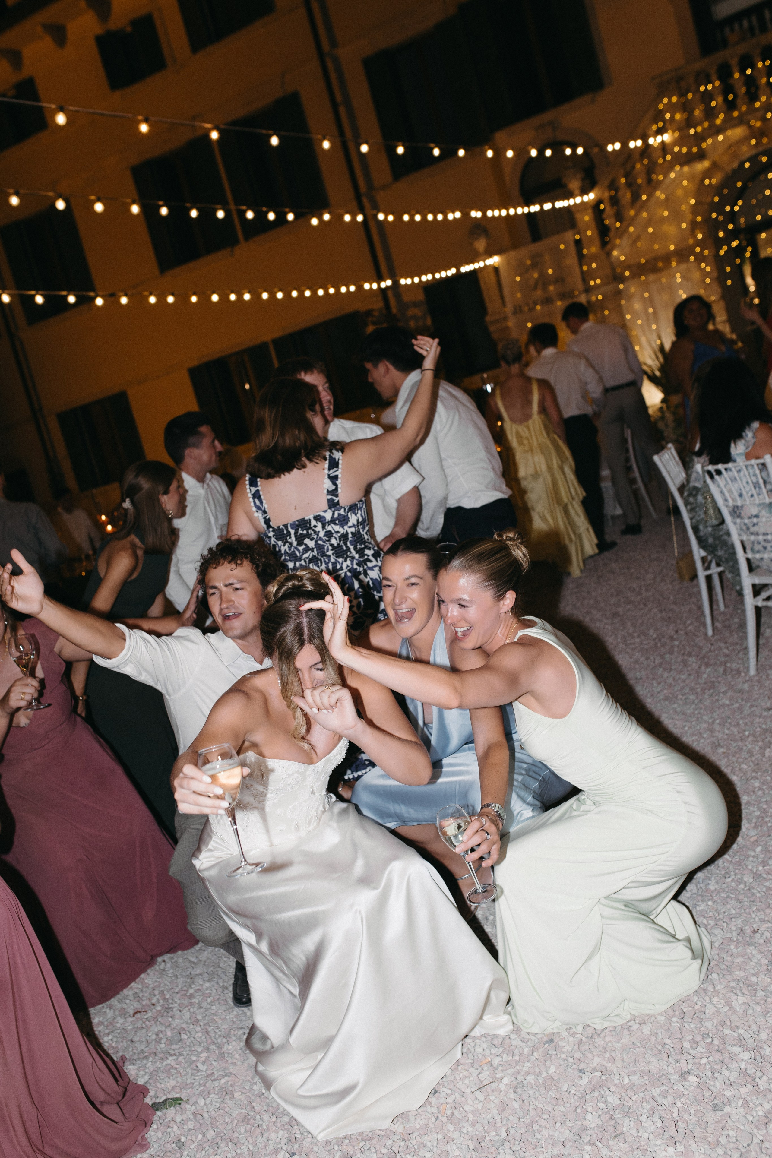 Madison & Dylan. Wedding photographer in Italy