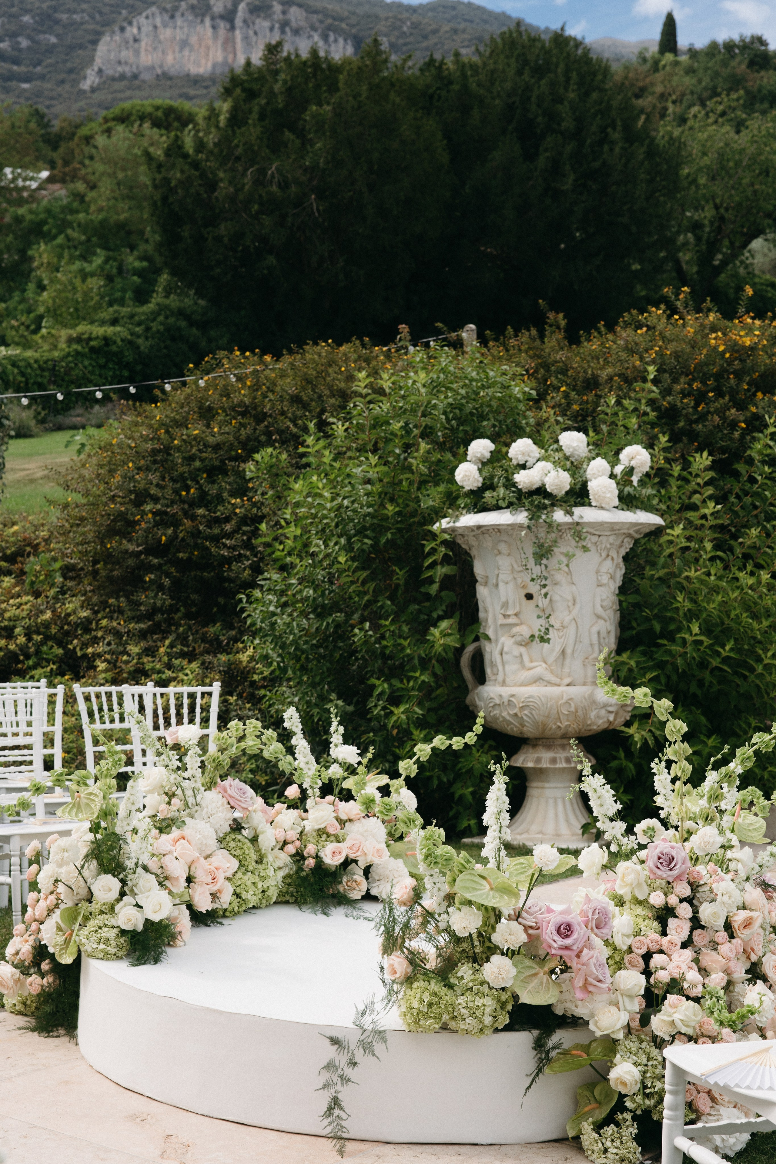 Madison & Dylan. Wedding photographer in Italy