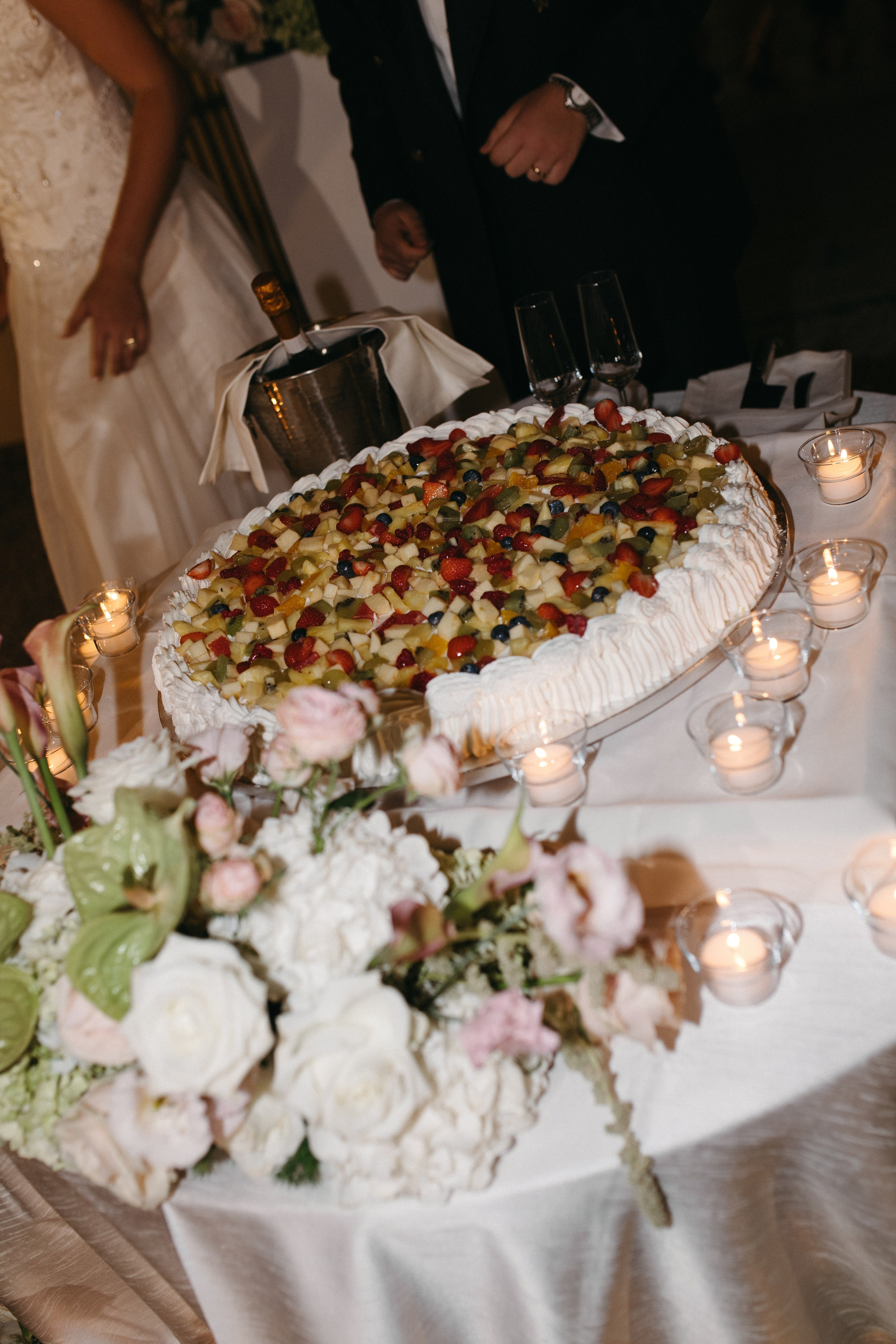 Madison & Dylan. Wedding photographer in Italy