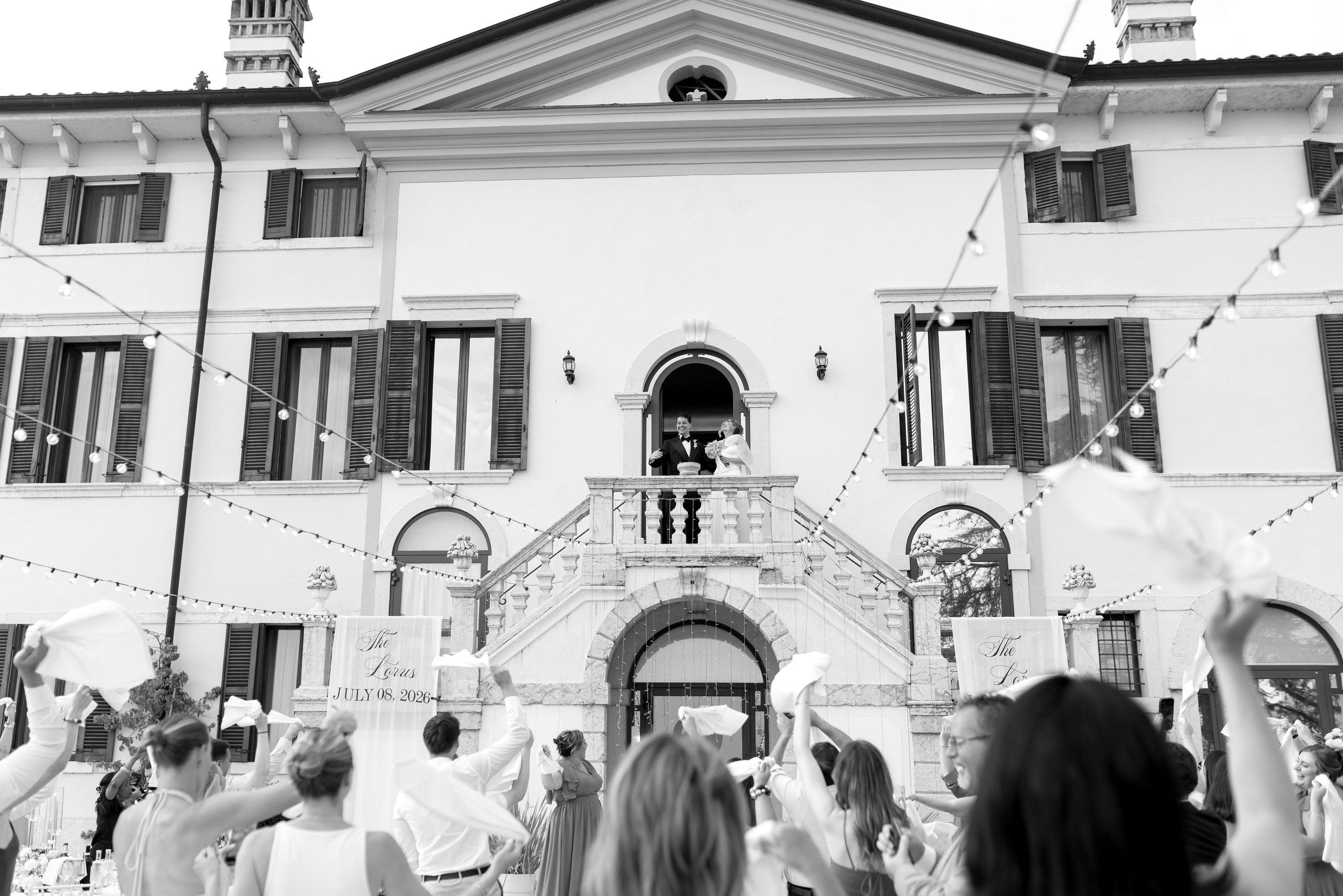 Madison & Dylan. Wedding photographer in Italy