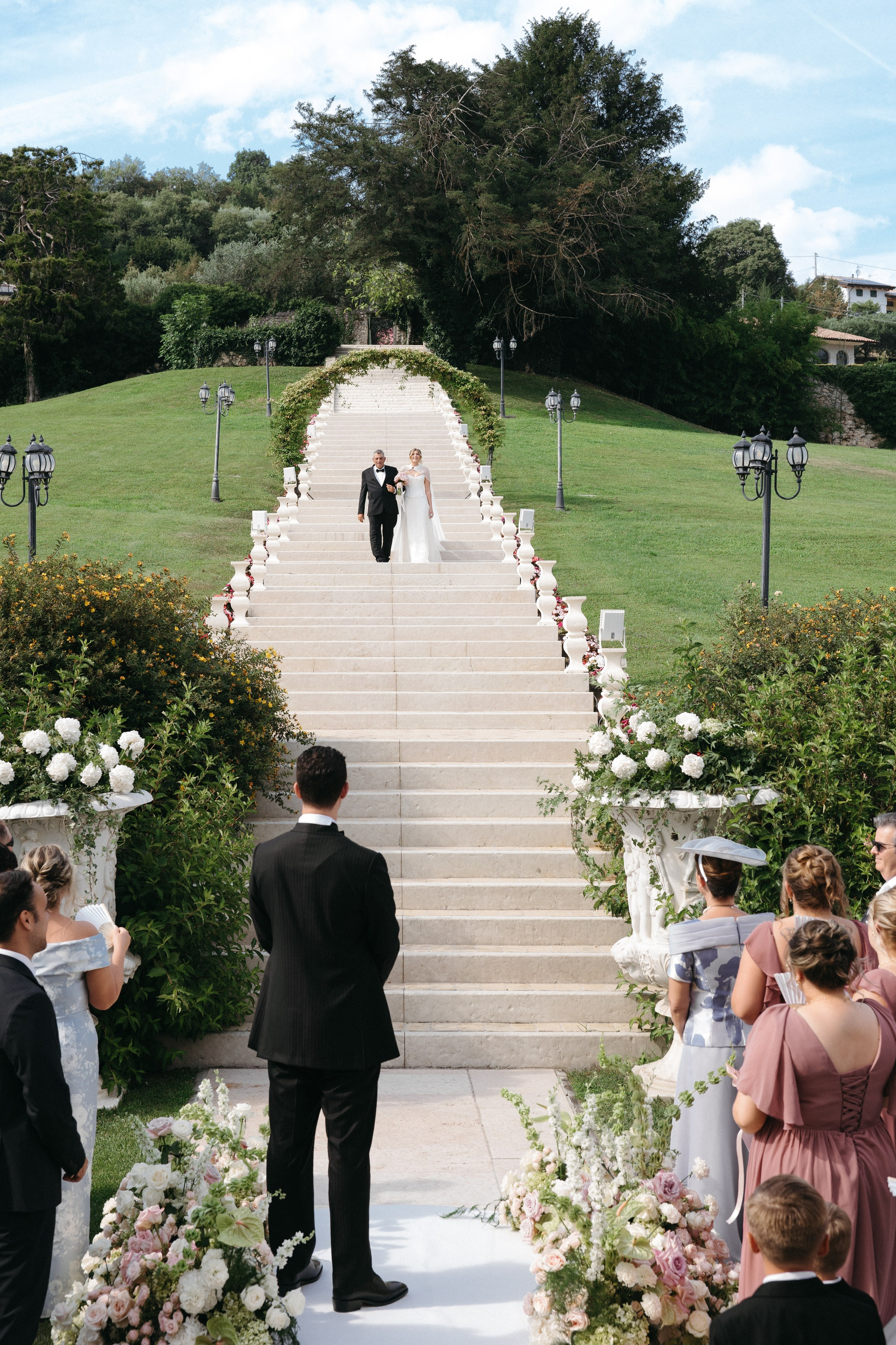 Madison & Dylan. Wedding photographer in Italy