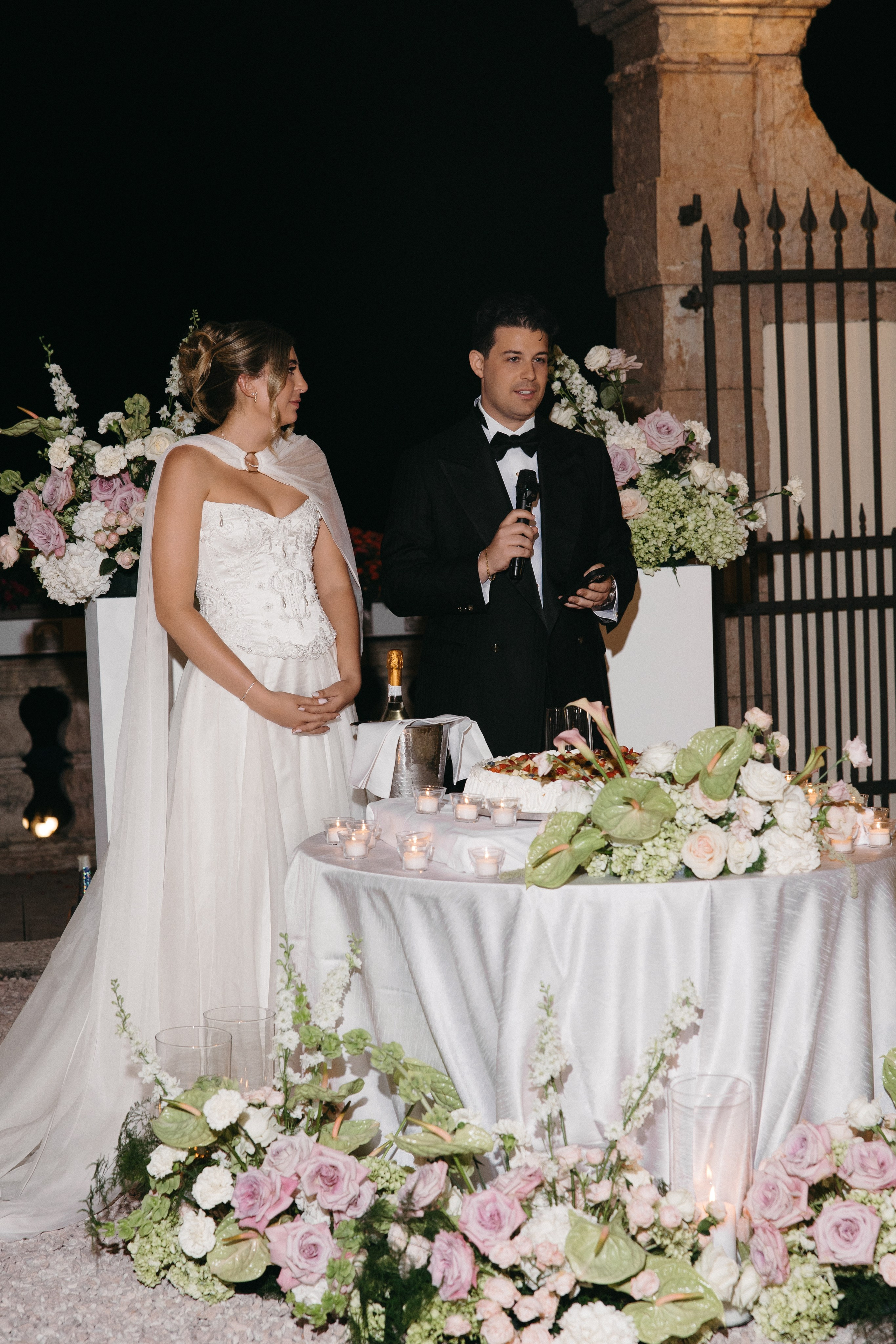 Madison & Dylan. Wedding photographer in Italy