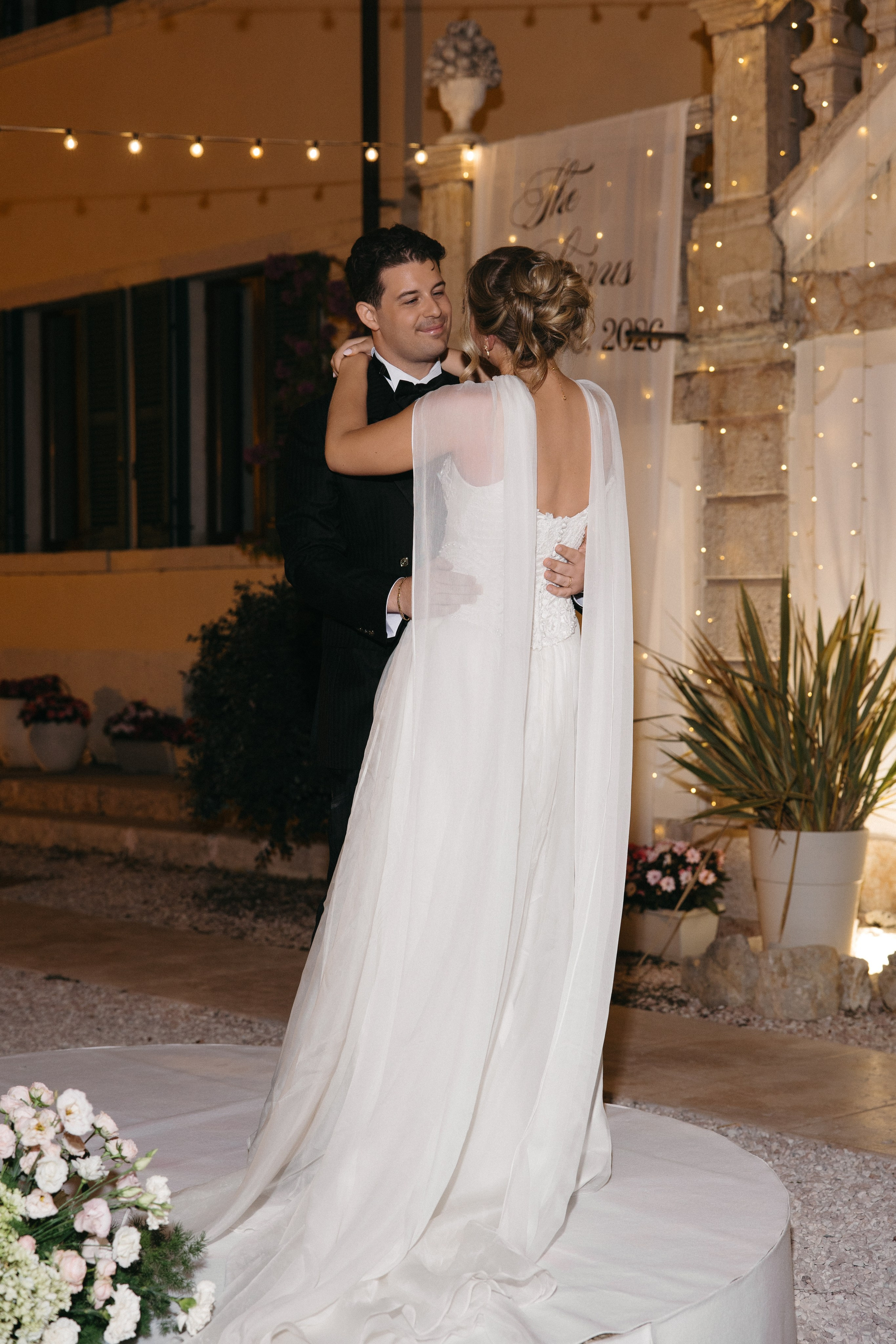Madison & Dylan. Wedding photographer in Italy