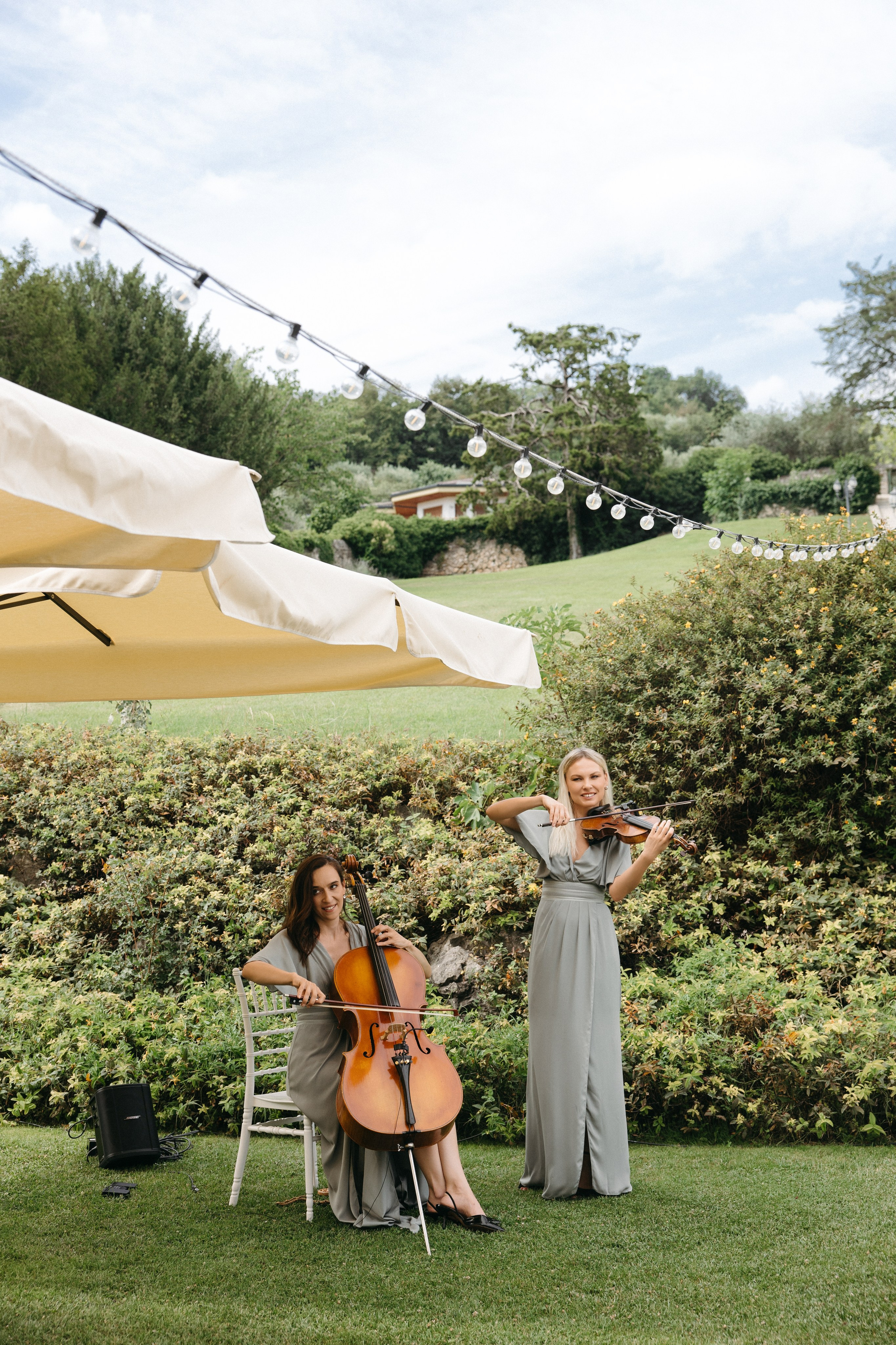 Madison & Dylan. Wedding photographer in Italy