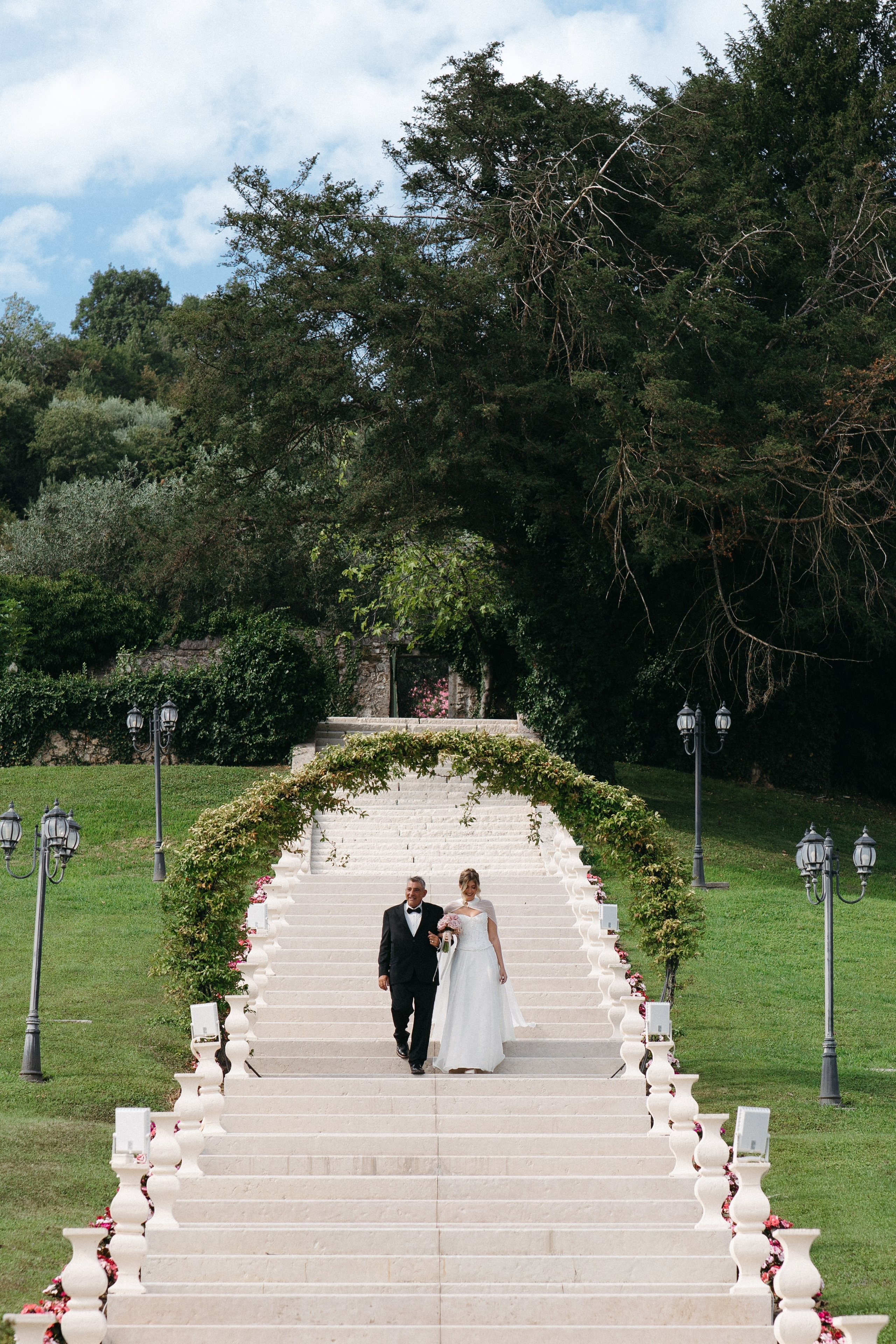 Madison & Dylan. Wedding photographer in Italy