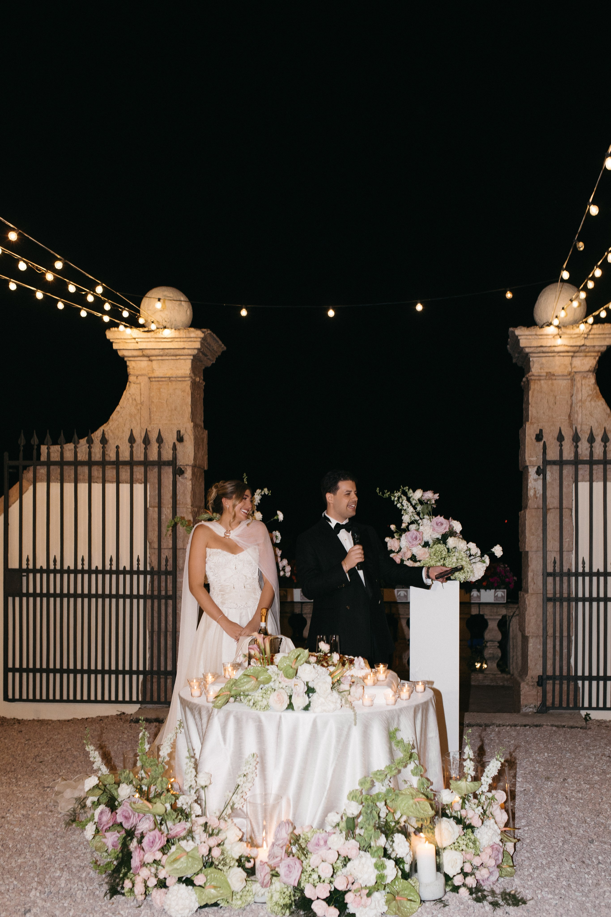 Madison & Dylan. Wedding photographer in Italy