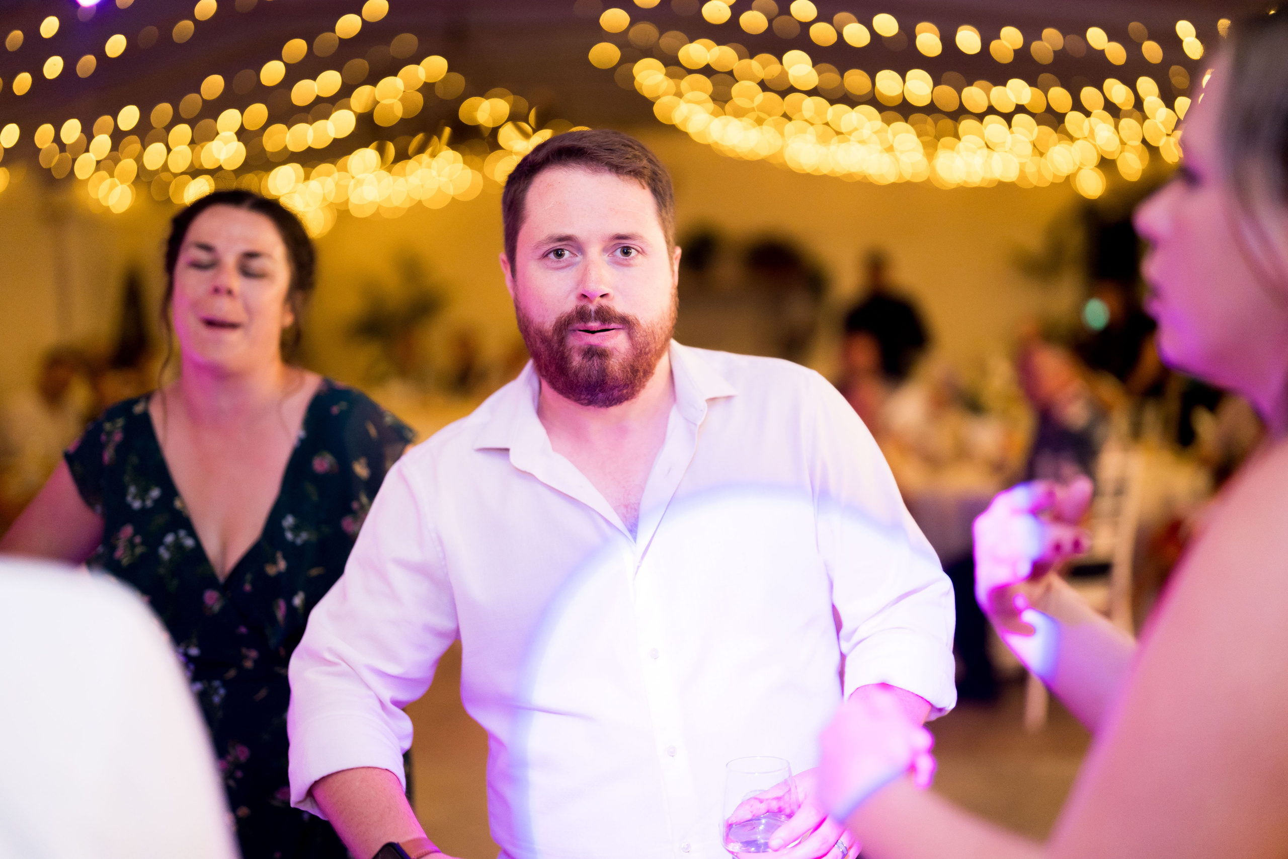 PARTY. Gabriel Florea — Fotograf nuntă București