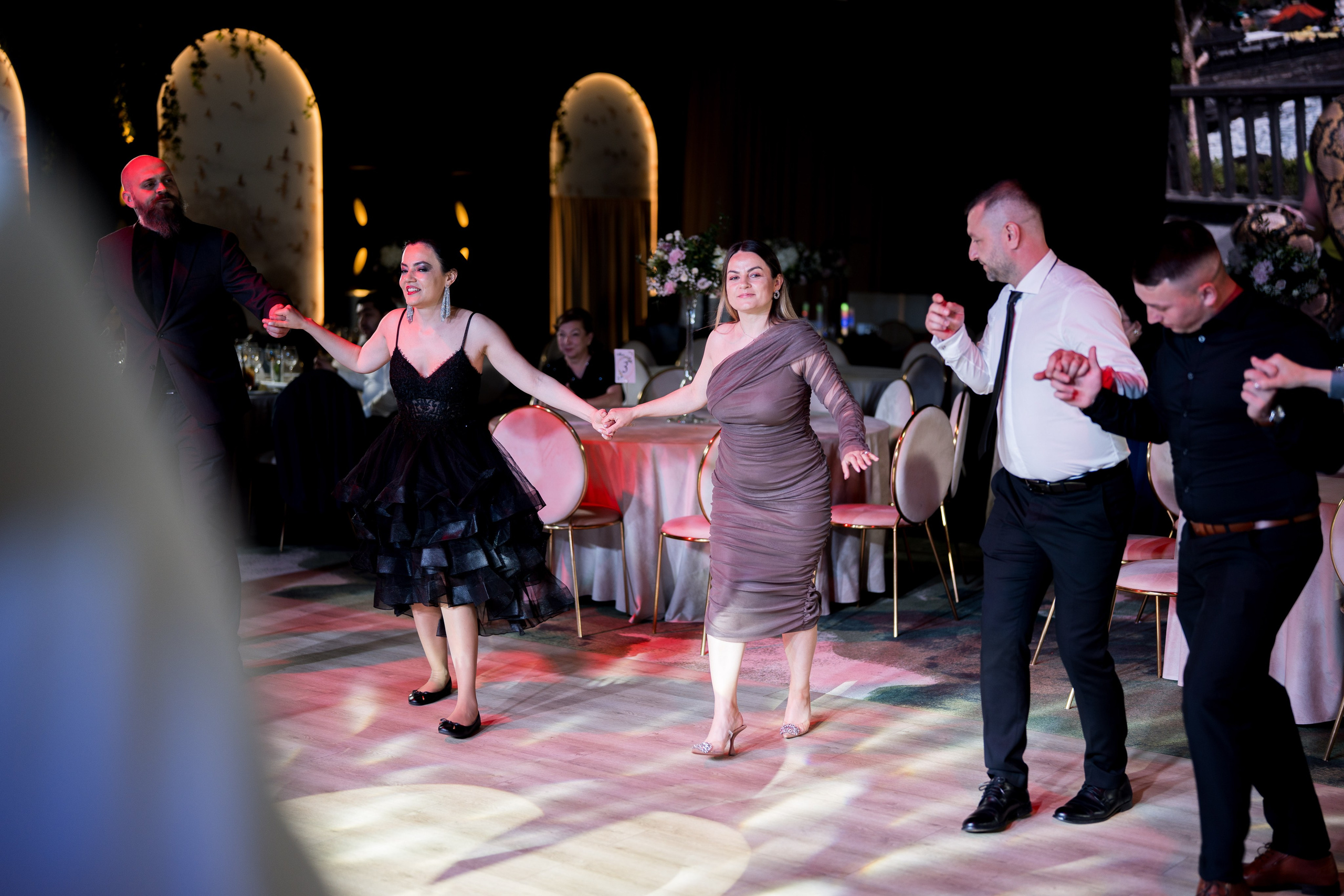 PARTY. Gabriel Florea — Fotograf nuntă București