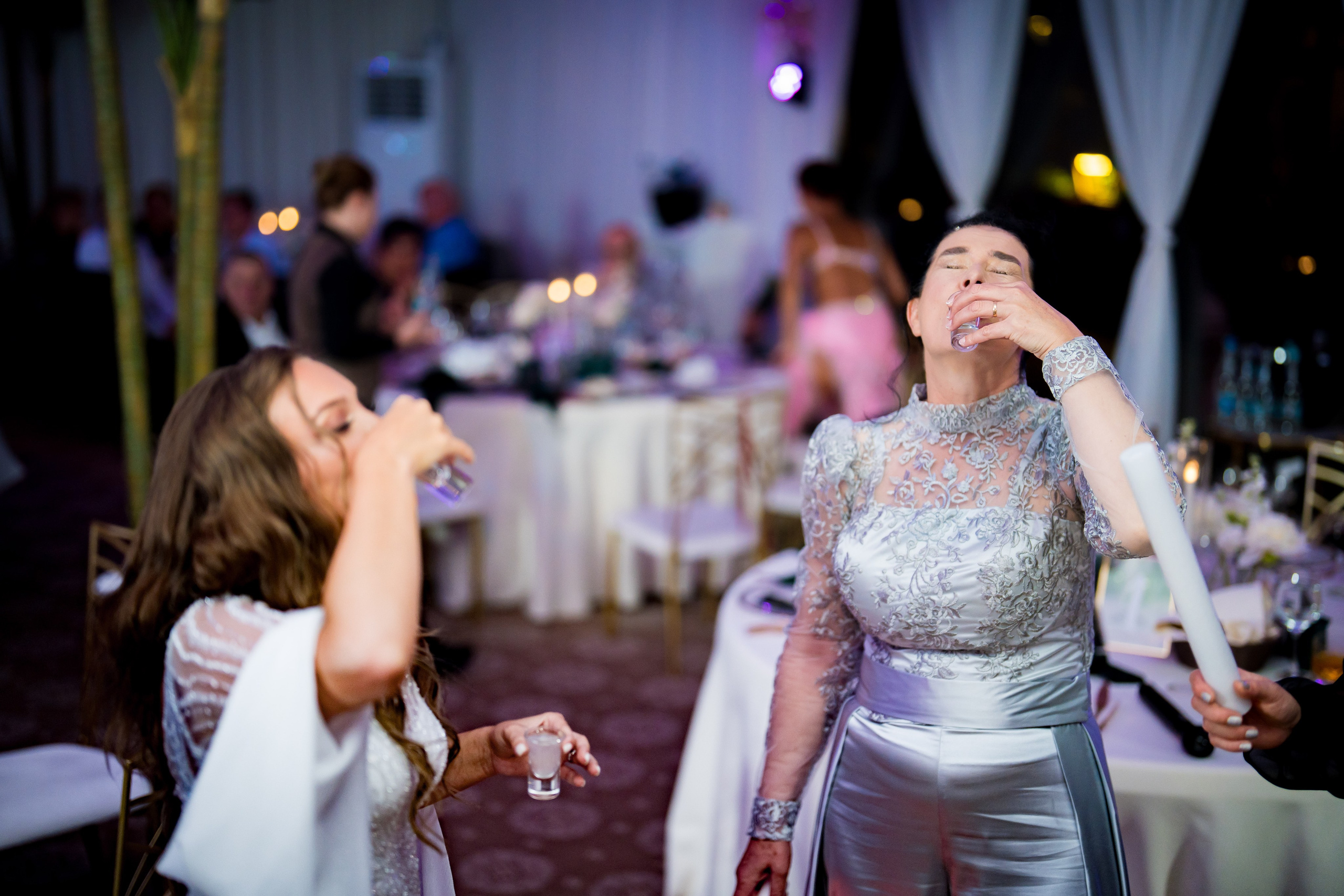 PARTY. Gabriel Florea — Fotograf nuntă București