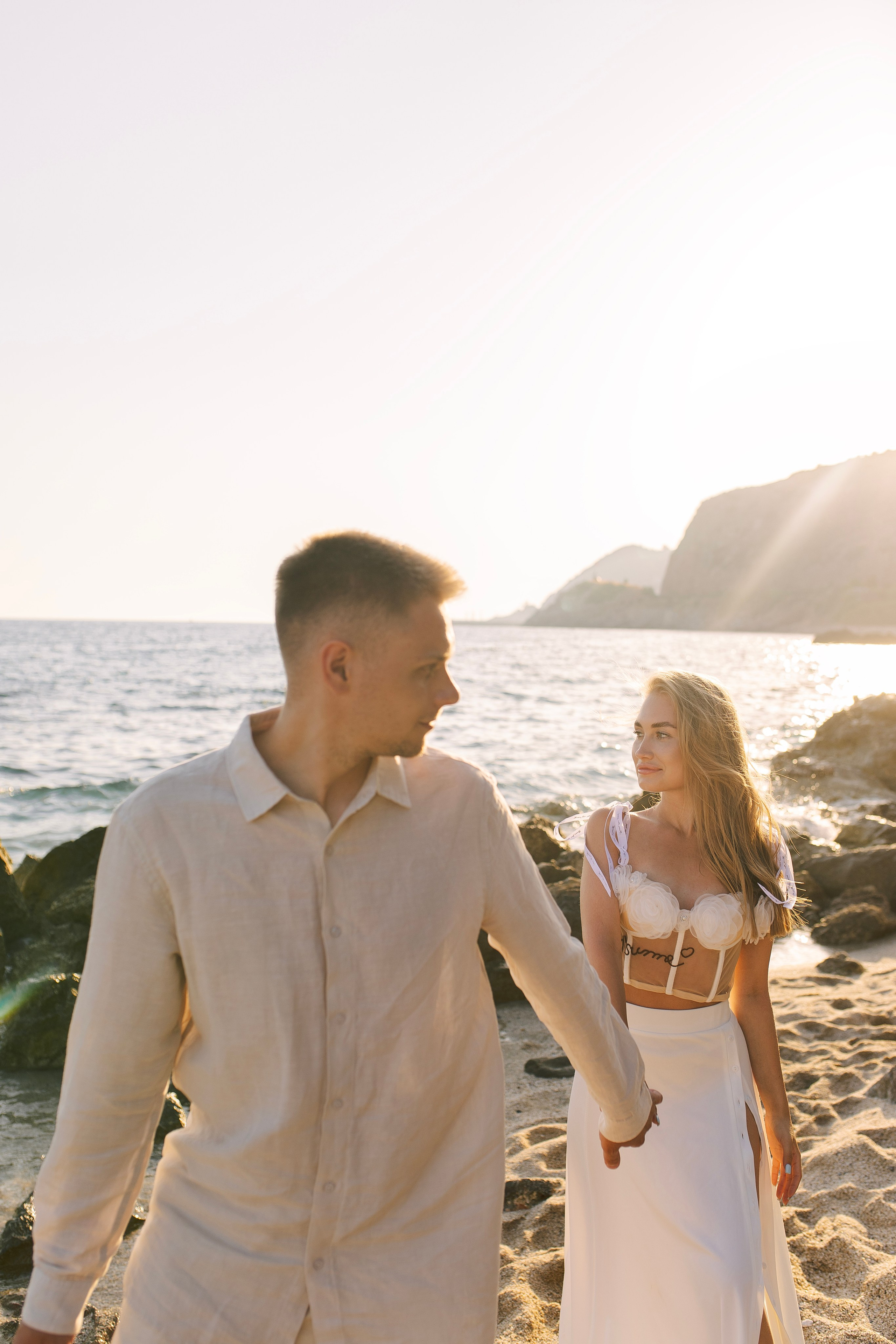 Фотограф в алании,Фотосессия в Алании, Фотограф Алания, свадебный фотограф в алании. Пляж. Love story на пляже клеопатры на закате. Аланья. Алсу Девели | Свадебный и семейный фотограф в Турции Алании, Алания, Аланья, Сиде, Белеке, Анталия