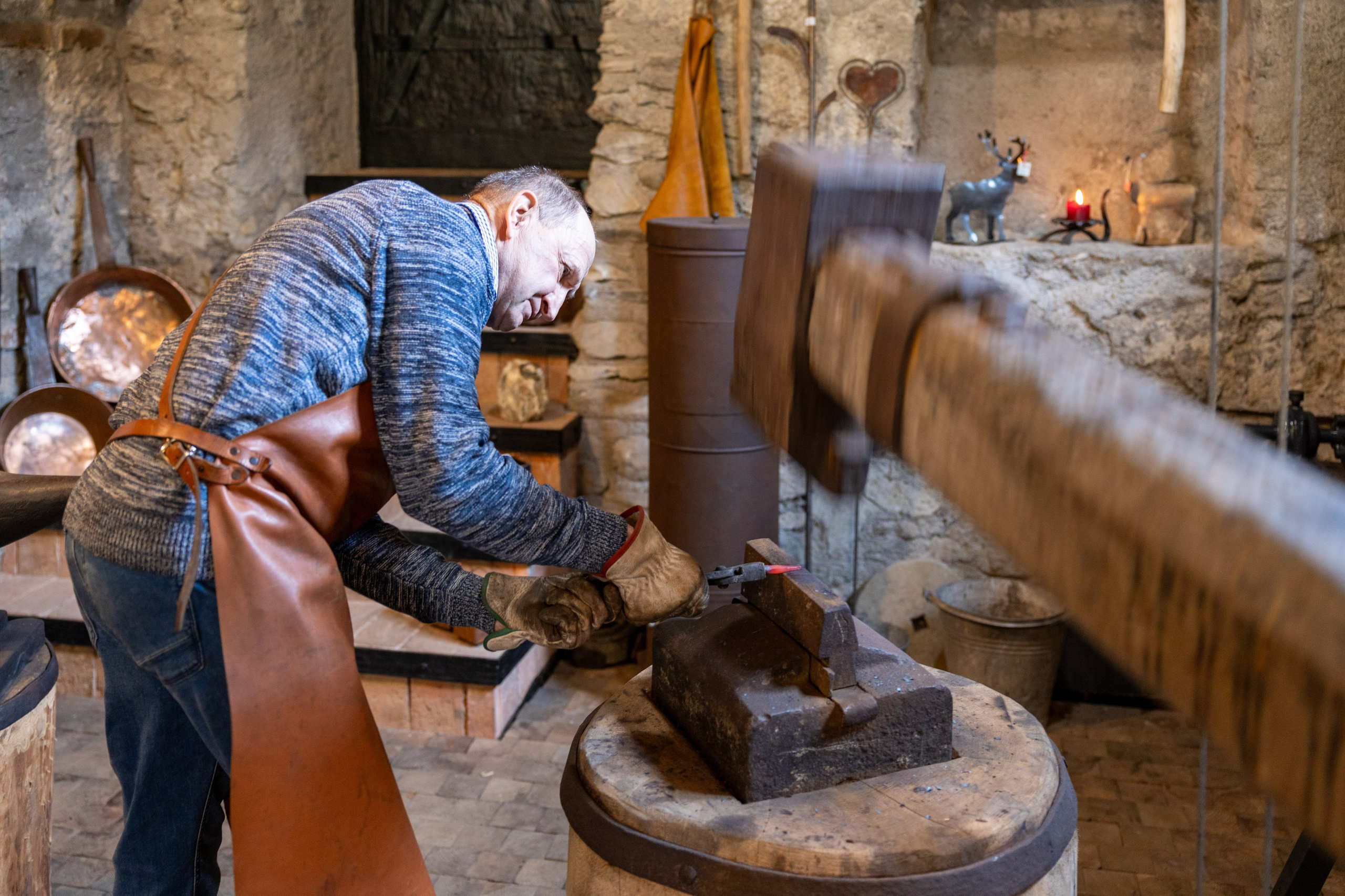 Schmied, Goldegg, 2024. Guzel Kolobova| Fotografin| Salzburg