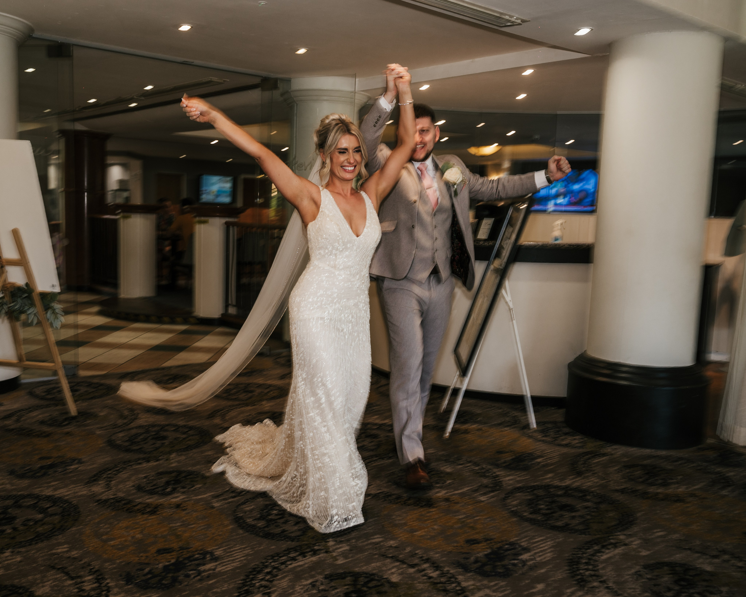 Amy & Harry’s Kenwood Hall Wedding | Sheffield Wedding Photographer. Yorkshire Wedding Photographer — Rapley Photography