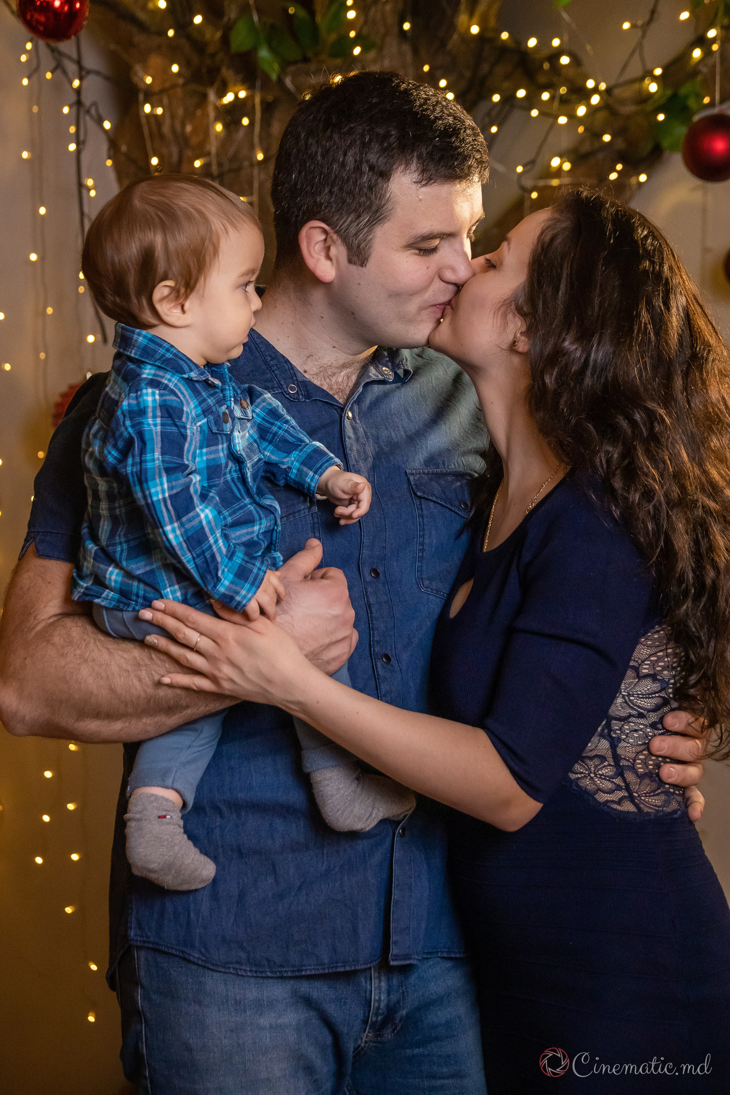 Sedinta foto de Revelion. ✔️ Фото Видео на свадьбы и крестины Молдова — Cinematic.md