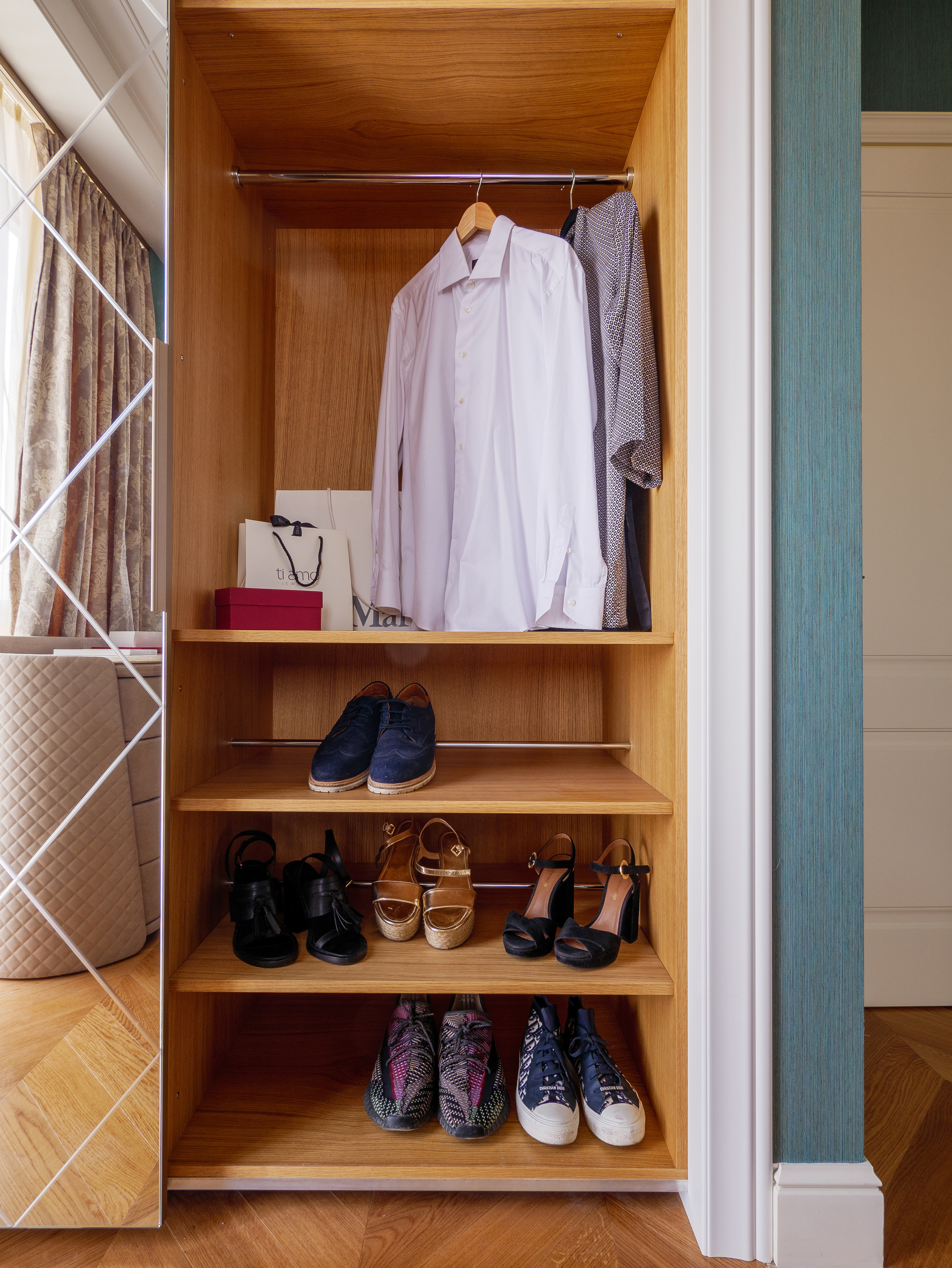 Door&More. Worldwide photographer VOINOV