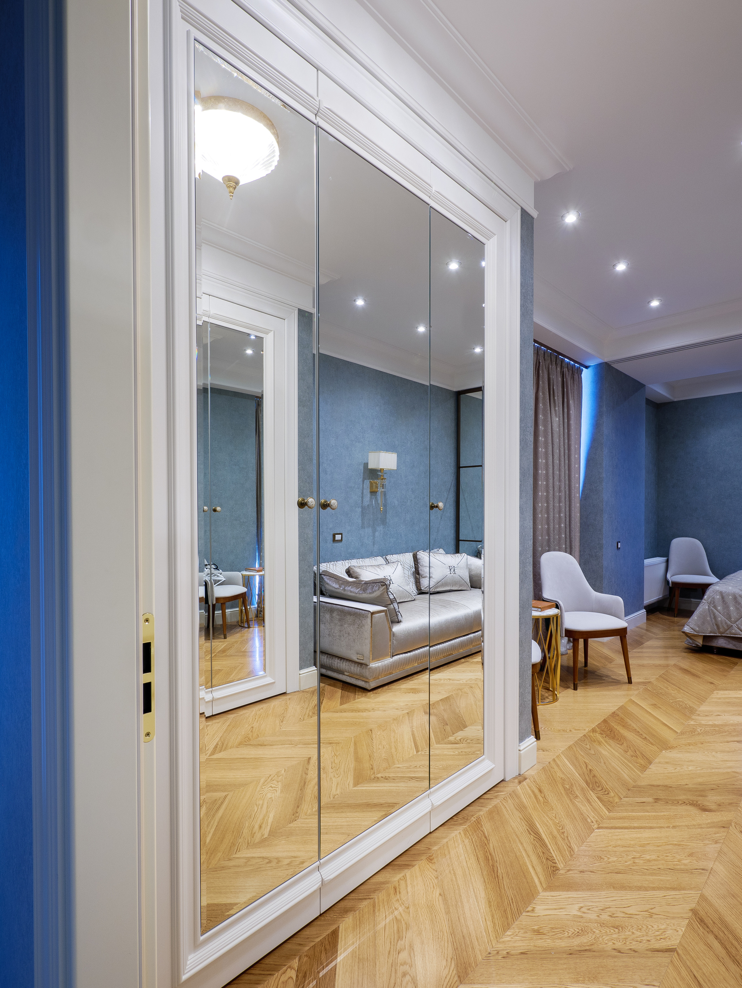 Door&More. Worldwide photographer VOINOV