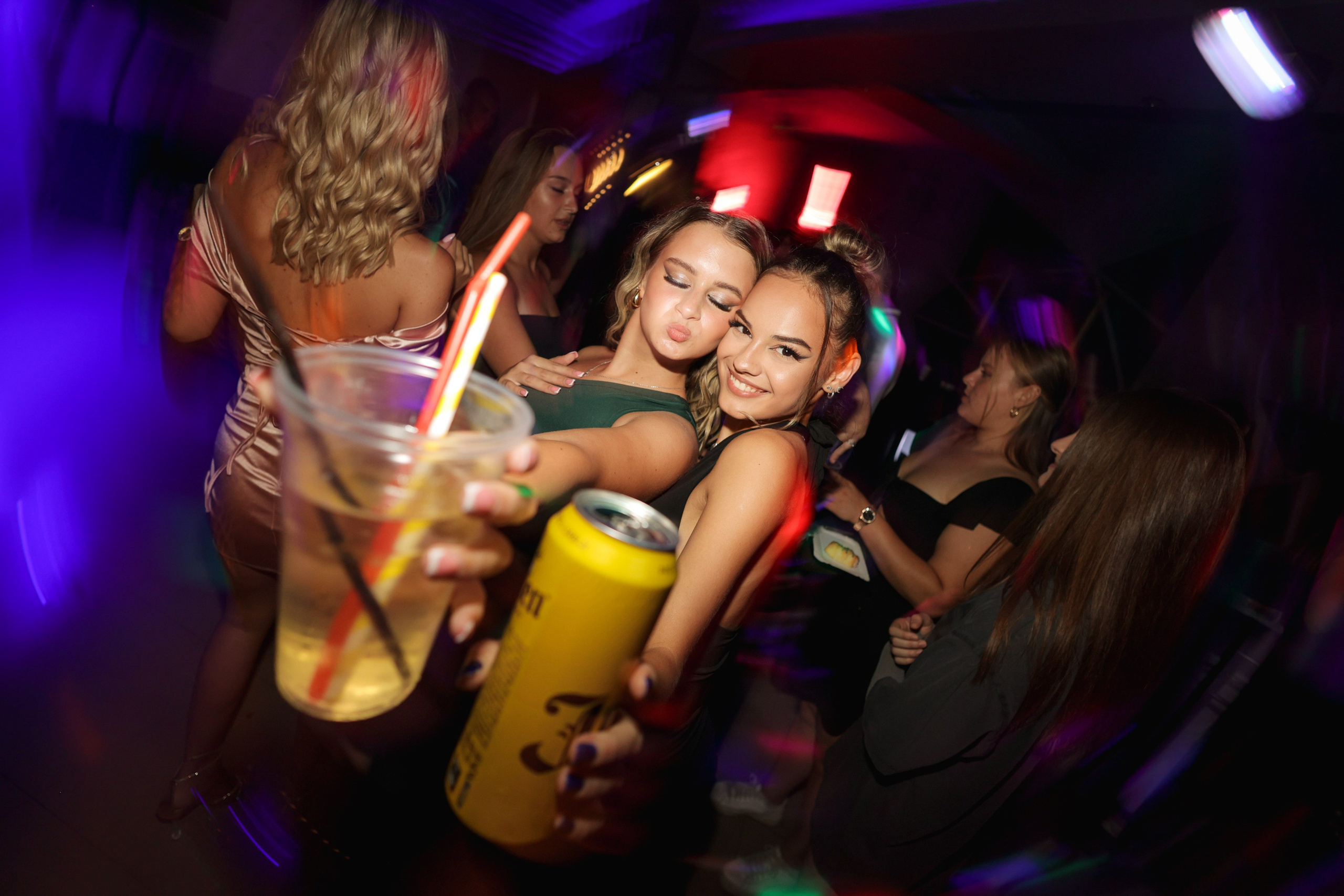 Elizabet. Vlada toskic wedding and event photographer