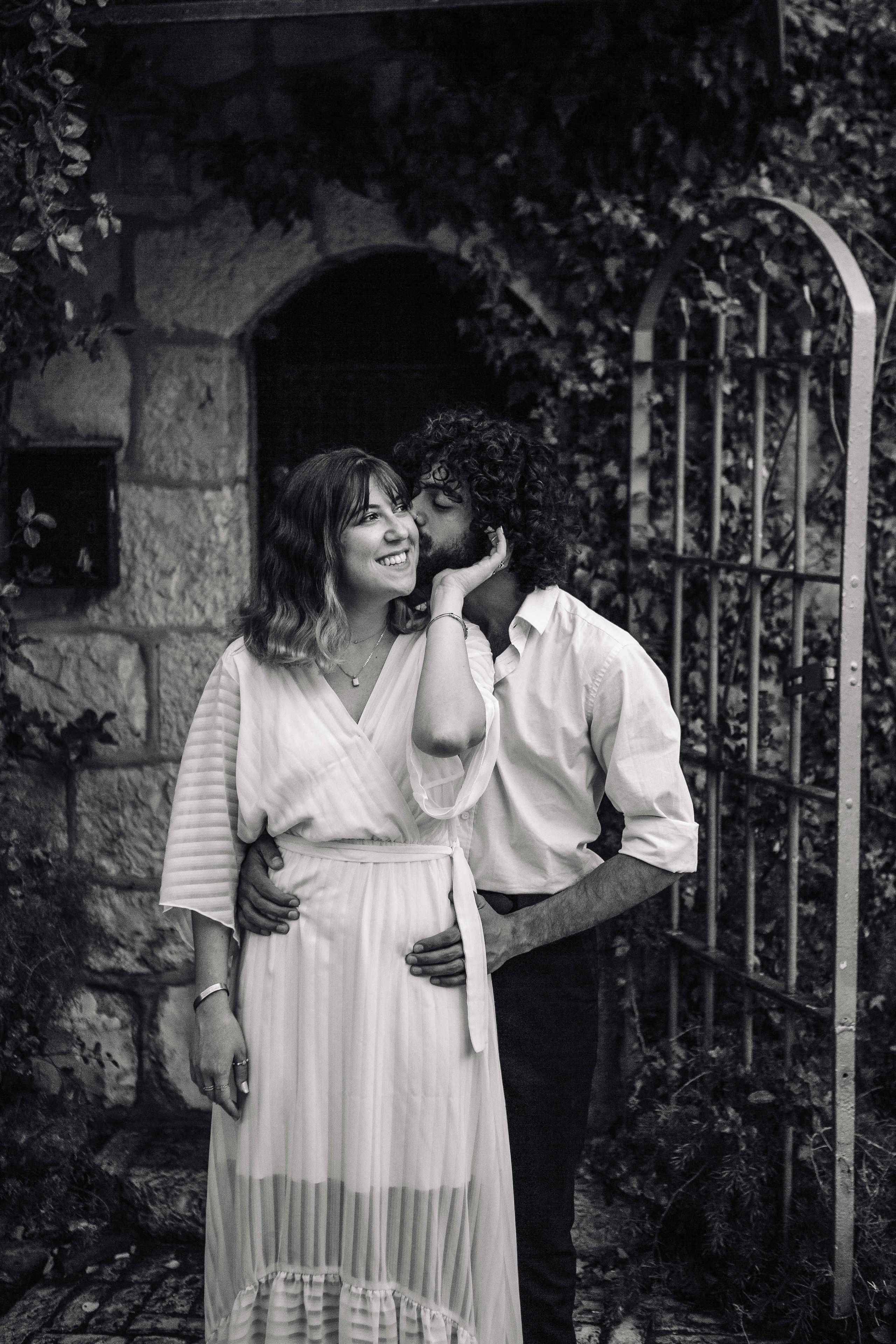 WINE AND LOVERS. PHOTOGRAPHER IN ISRAEL