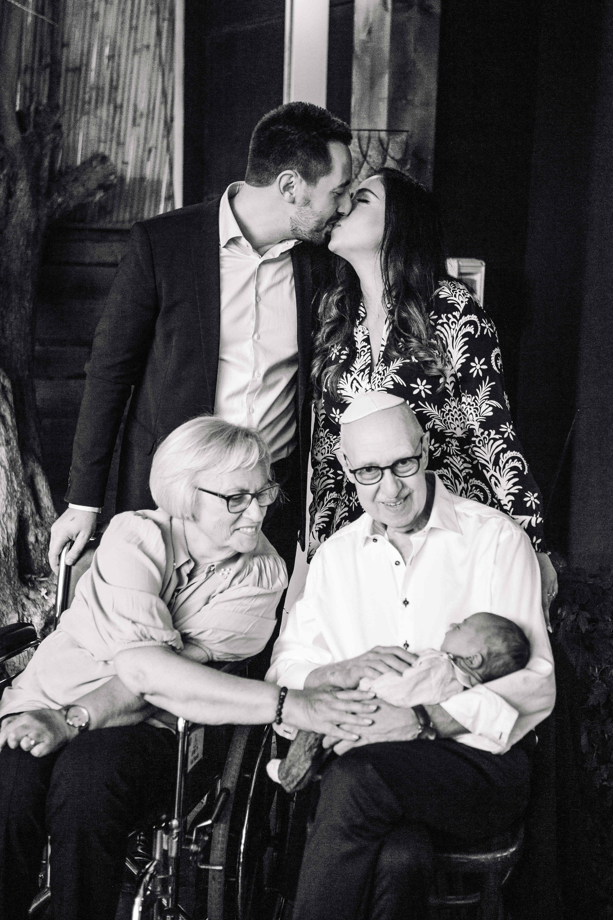 BRIT MILA (BIG EVENT). PHOTOGRAPHER IN ISRAEL