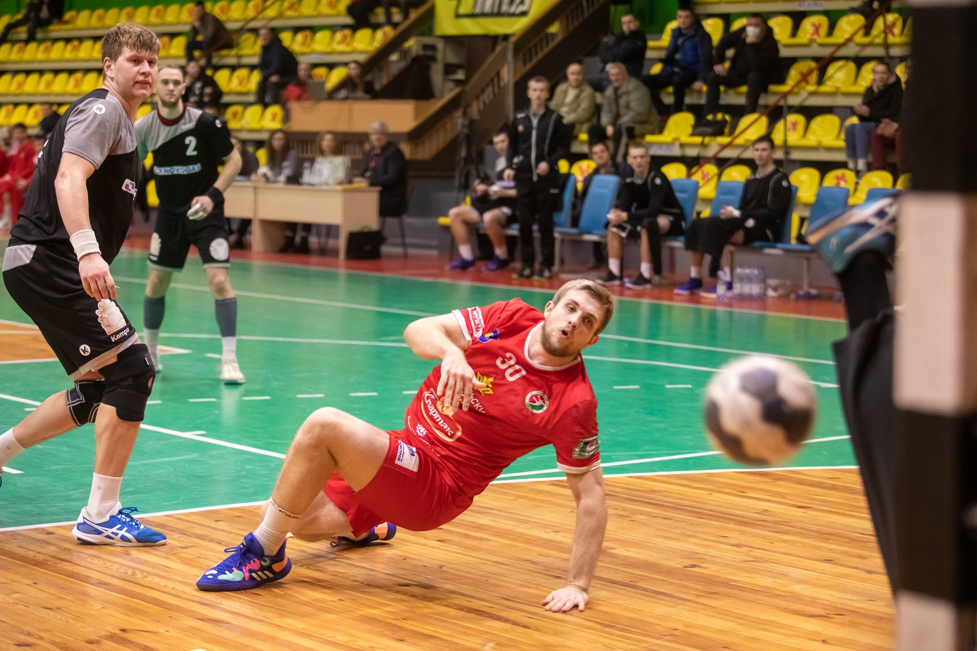 Спортивные фоторепортажи с гандбольных матчей