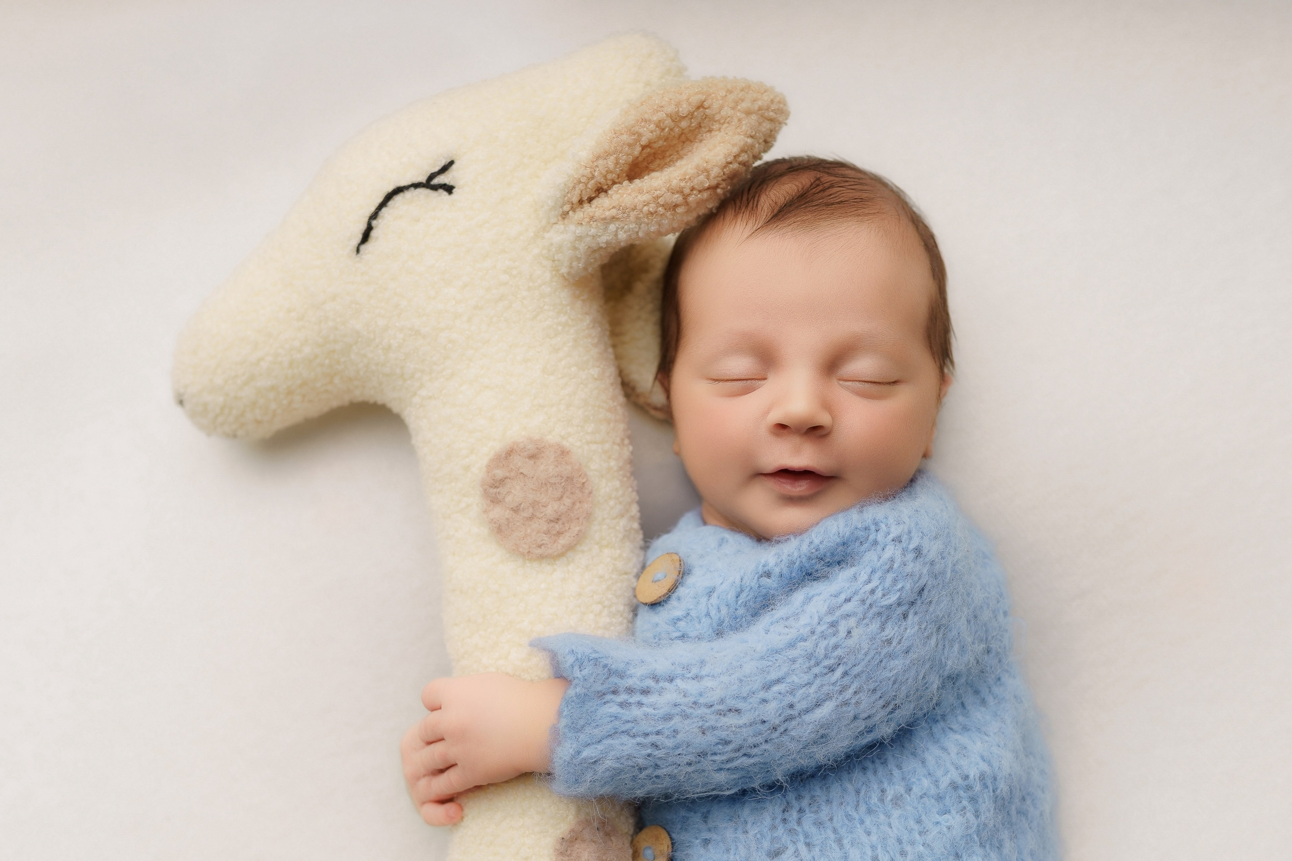 Esu Aleksandra naujagimių ir kudikių fotografė iš Vilniaus