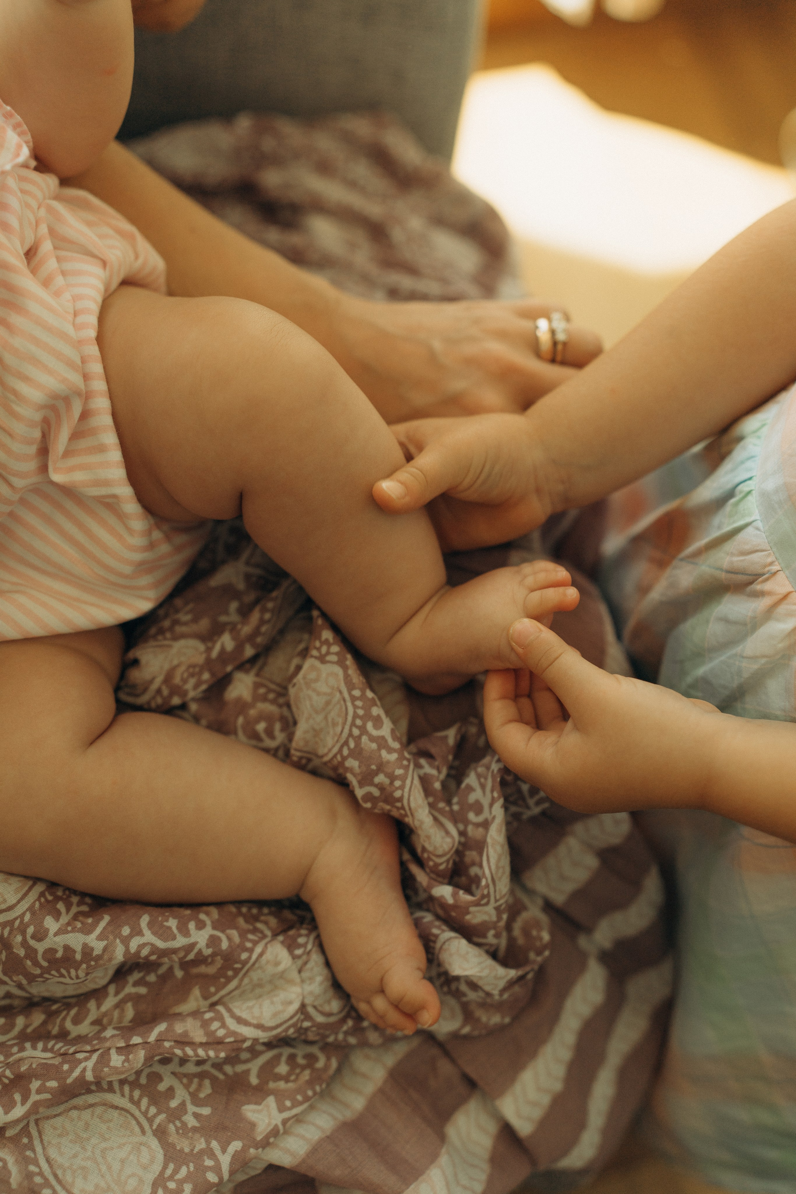 Lauren’s family. Professional Photographer Abu Dhabi, Dubai — Yulia Ismoilova | 2025