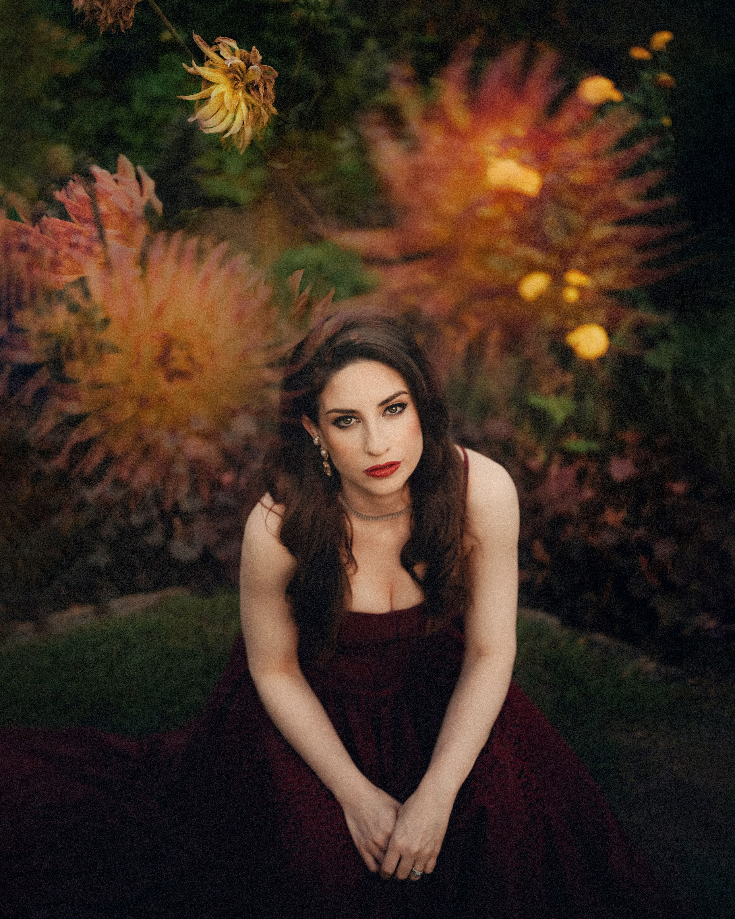 Autumn Vintage Photoshoot in London Kensington. Moth & Moss Photography