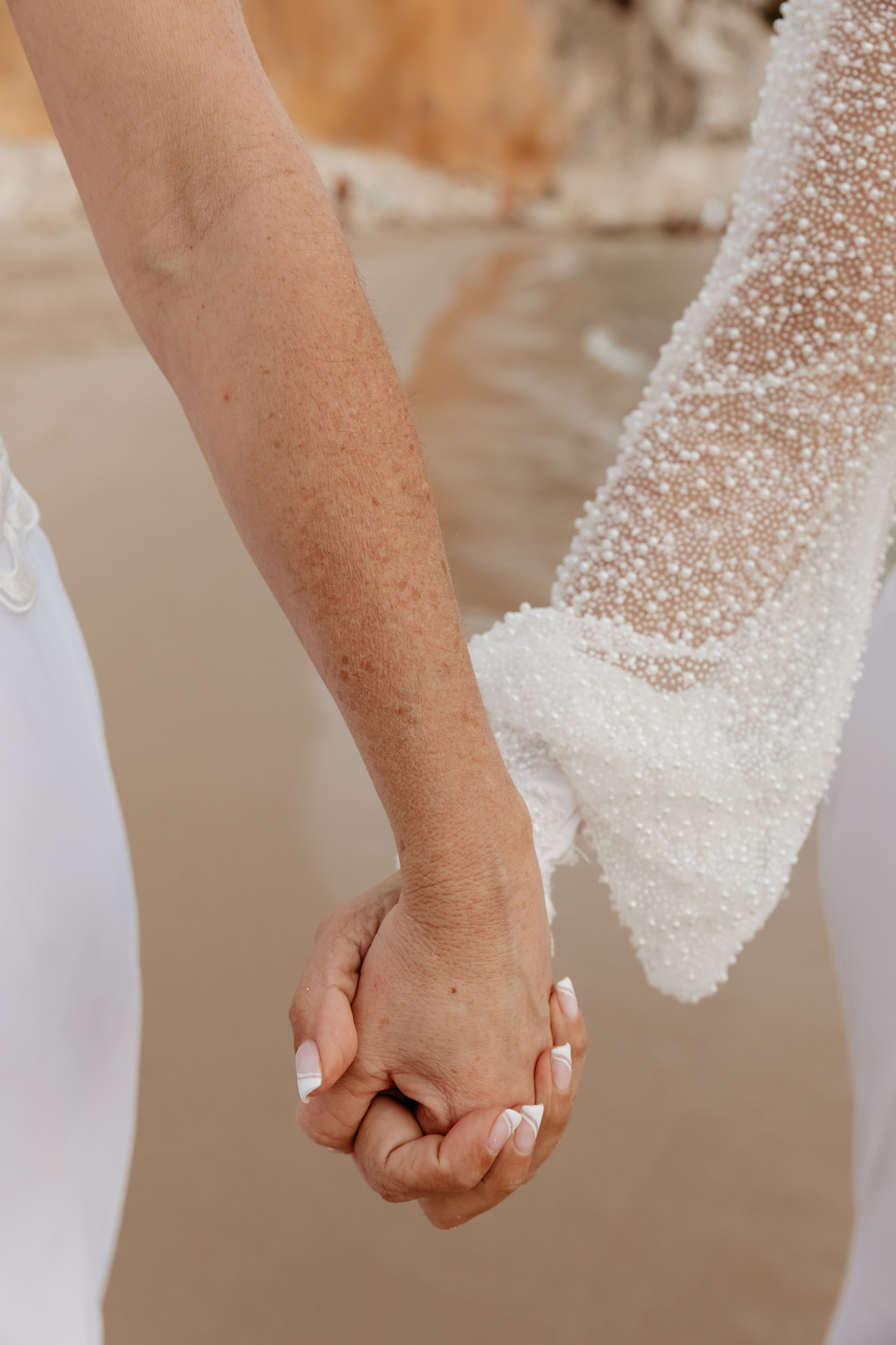 Una boda vivida sin prisas, contada con verdad. Ramoné Fotografía · Fotógrafo de Bodas en Alicante, Murcia y Valencia | Reportaje Natural y Documental