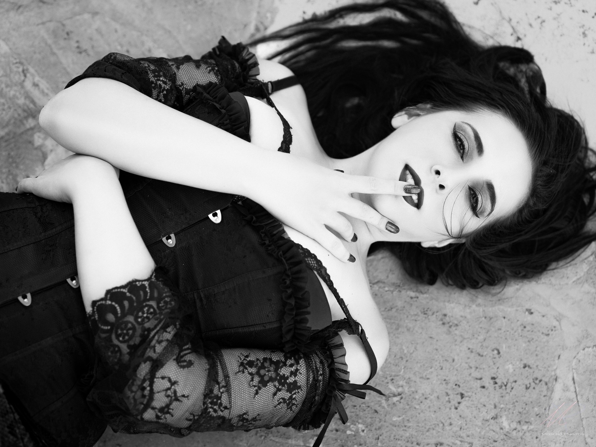 Model. Medero Photos