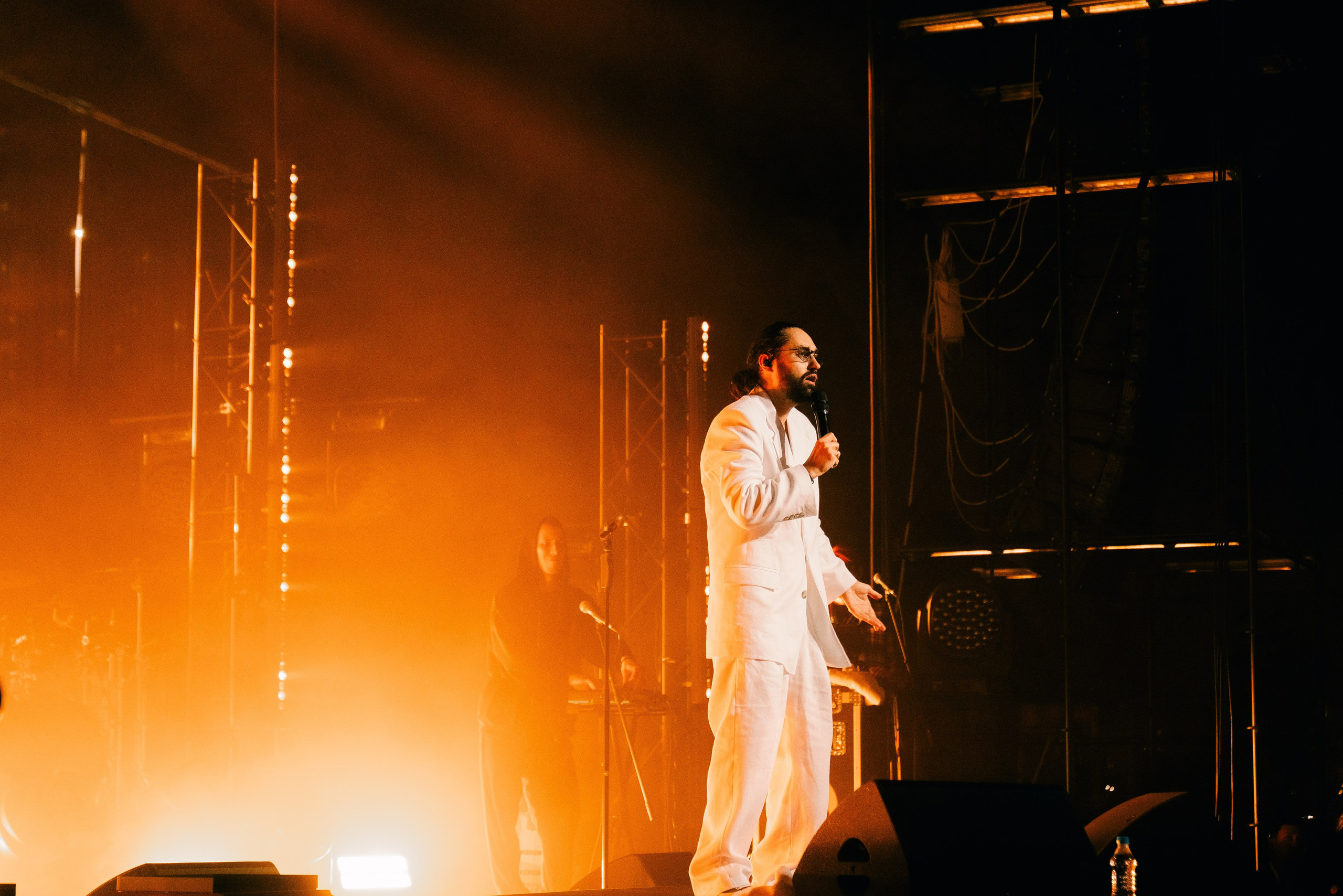 Репортажная съемка выступления артиста МОТ. Фотограф в Узбекистане и Самарканде Джасур Марупов