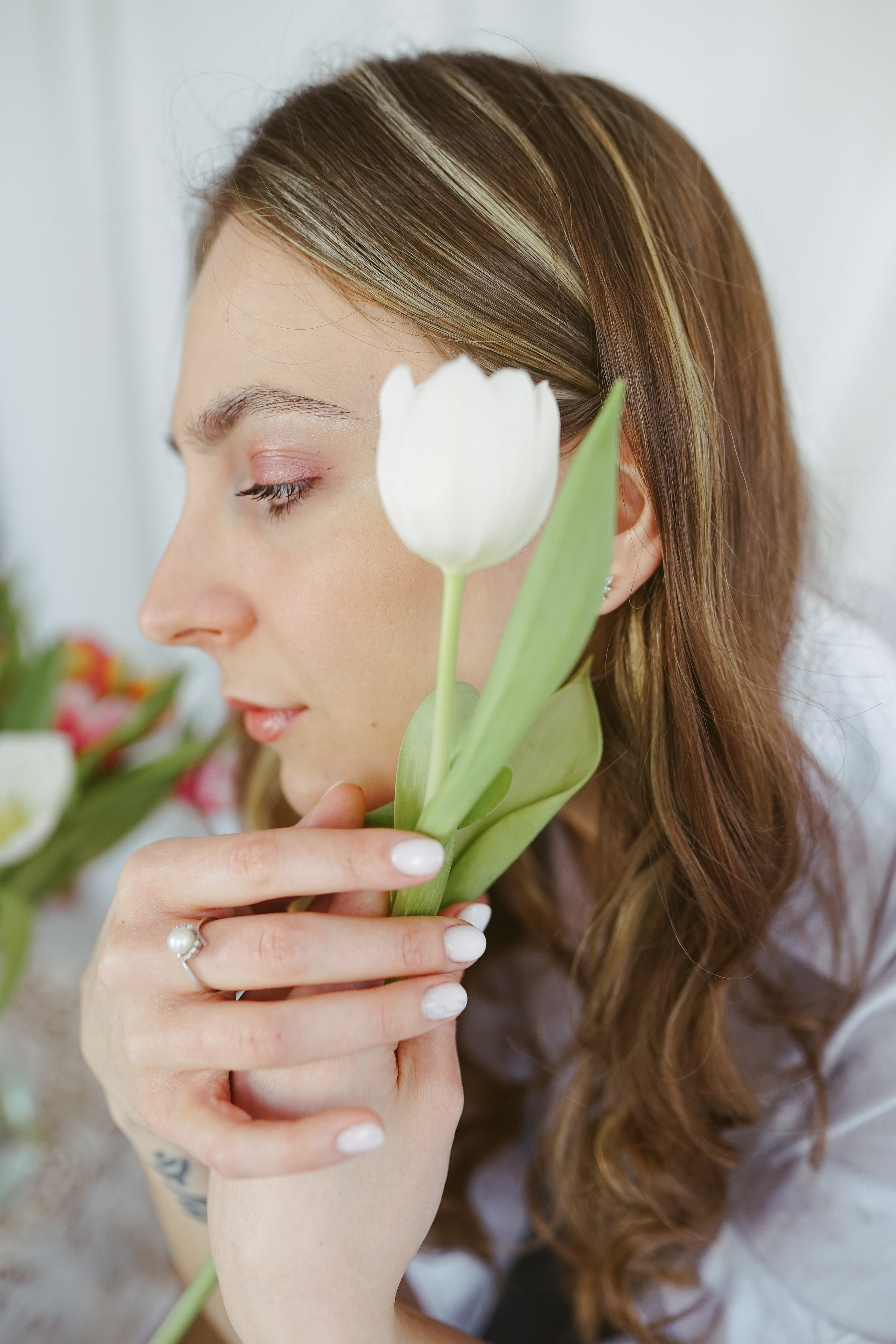 Fotografie de Portret Brașov | Artist Mădălina Beda. Madalina Beda- Artist vizual, fotograf, doula la nastere, consultant babywearing Brasov si in toata tara