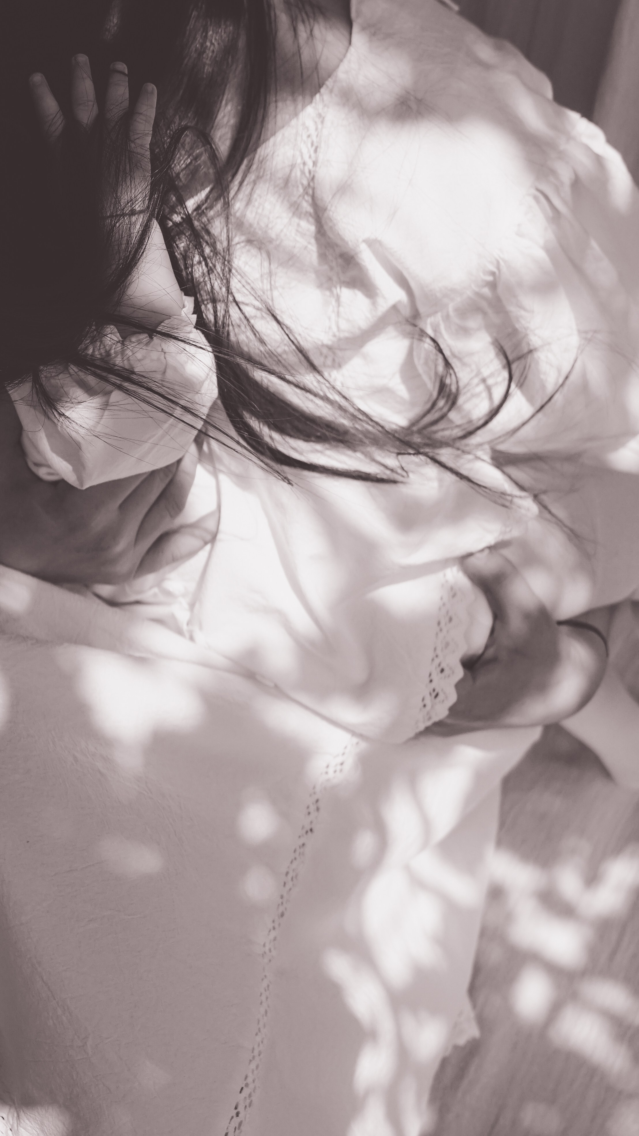 Mother Earth: Proiect de Fotografie Maternitate | Mădălina Beda. Madalina Beda- Artist vizual, fotograf, doula la nastere, consultant babywearing Brasov si in toata tara