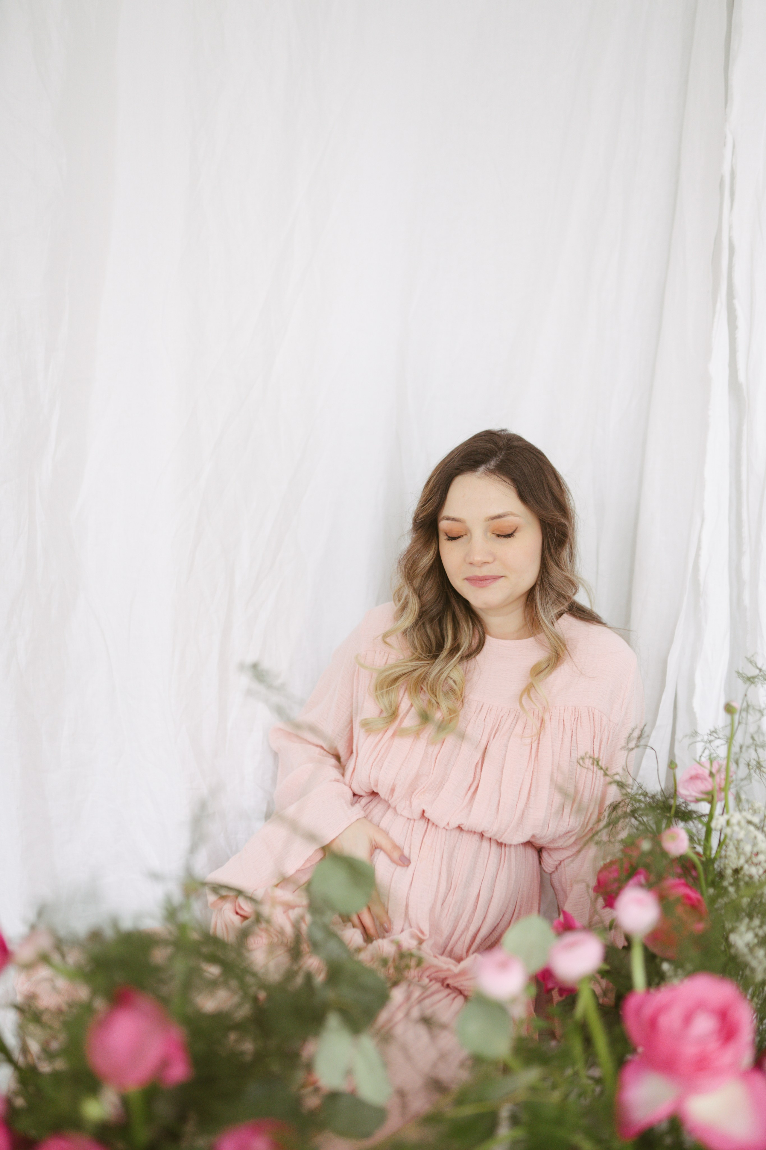 Ședințe Foto Primăvara Colorată Brașov | Mădălina Beda. Madalina Beda- Artist vizual, fotograf, doula la nastere, consultant babywearing Brasov si in toata tara