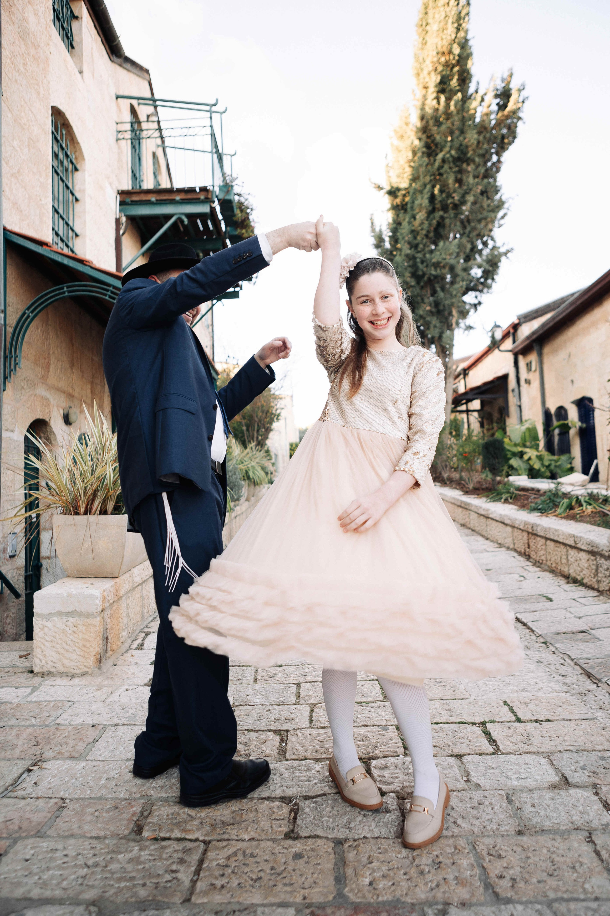 PHOTO SESSION IN JERUSALEM. Https://shi-photo.com/