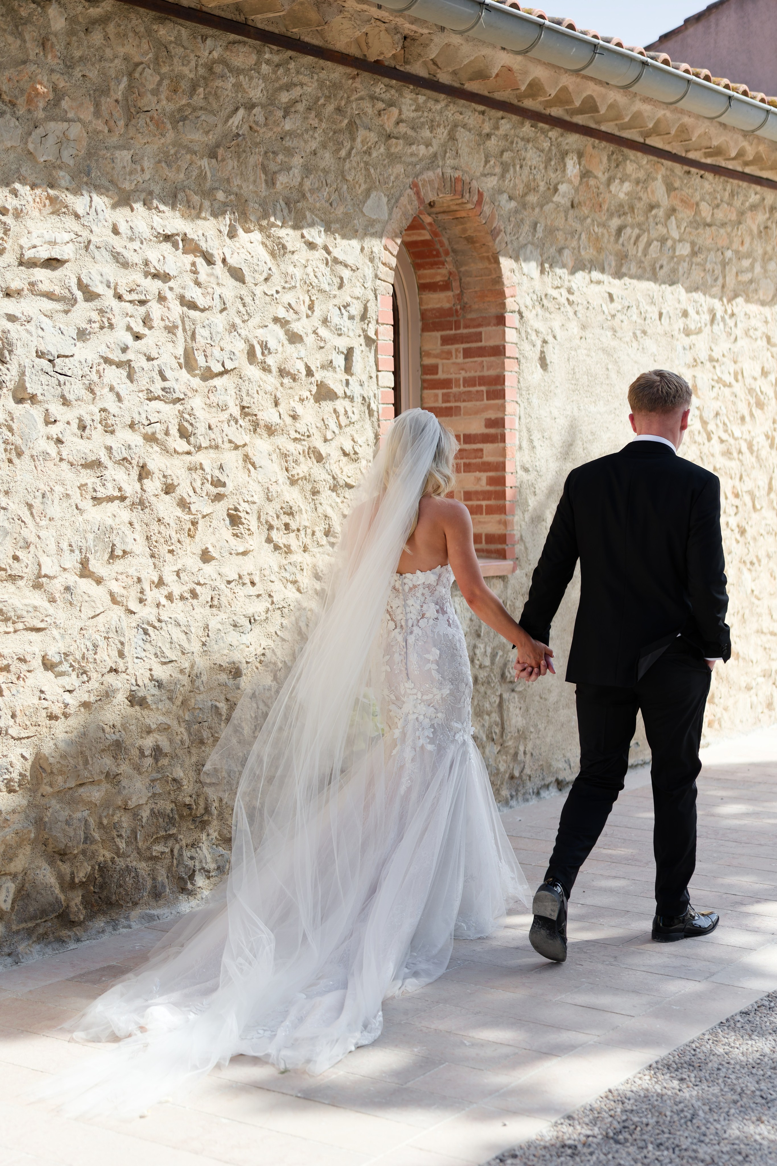 Wedding at Château L’Hospitalet in Narbonne, France. Destination Wedding Photographer — Nikita Burtsev