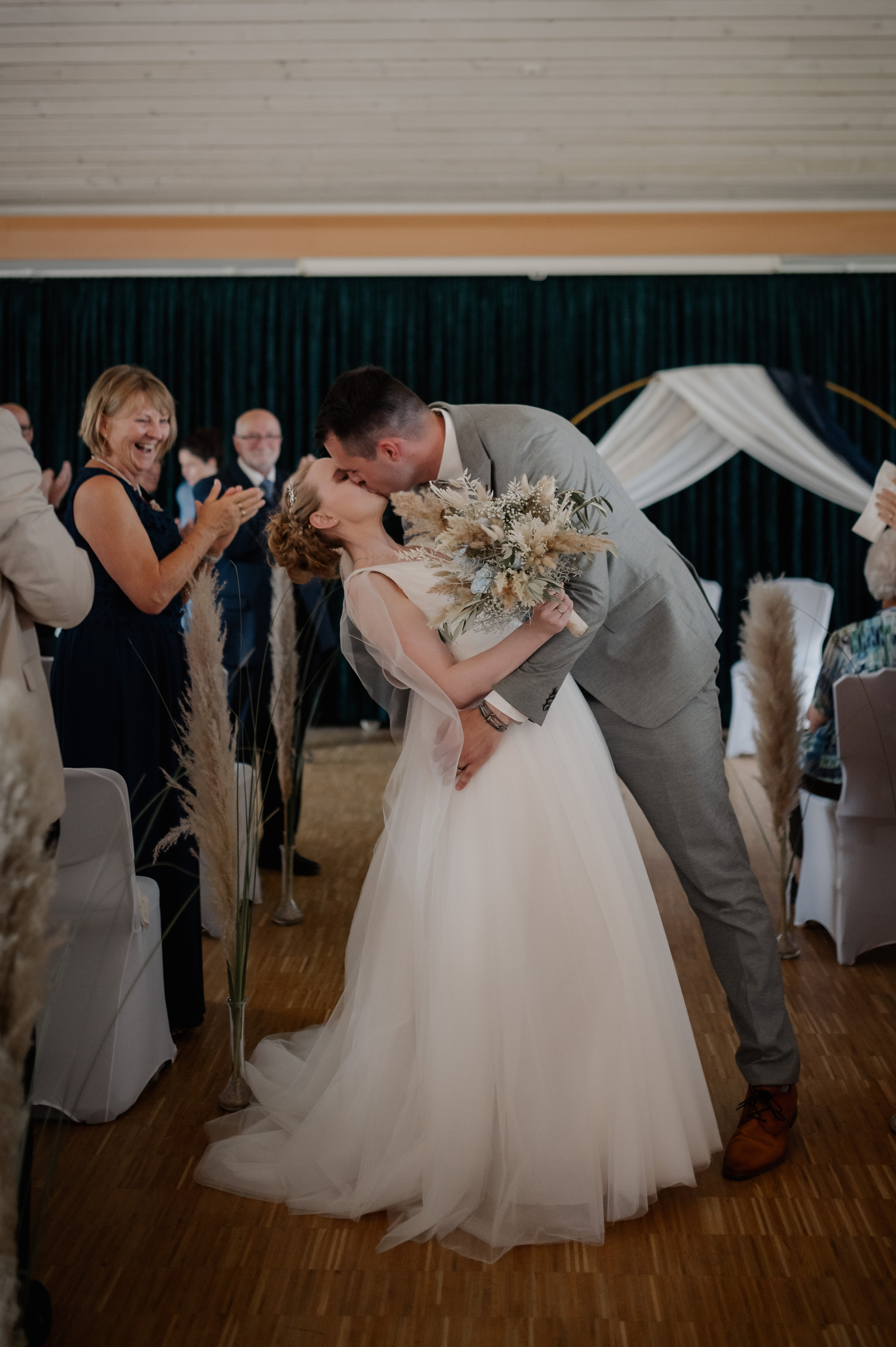 HOCHZEIT MIT MEERSFLAIR IN FRANKEN. Фотограф в Нюрнберге Ирина Менерт из Ансбаха