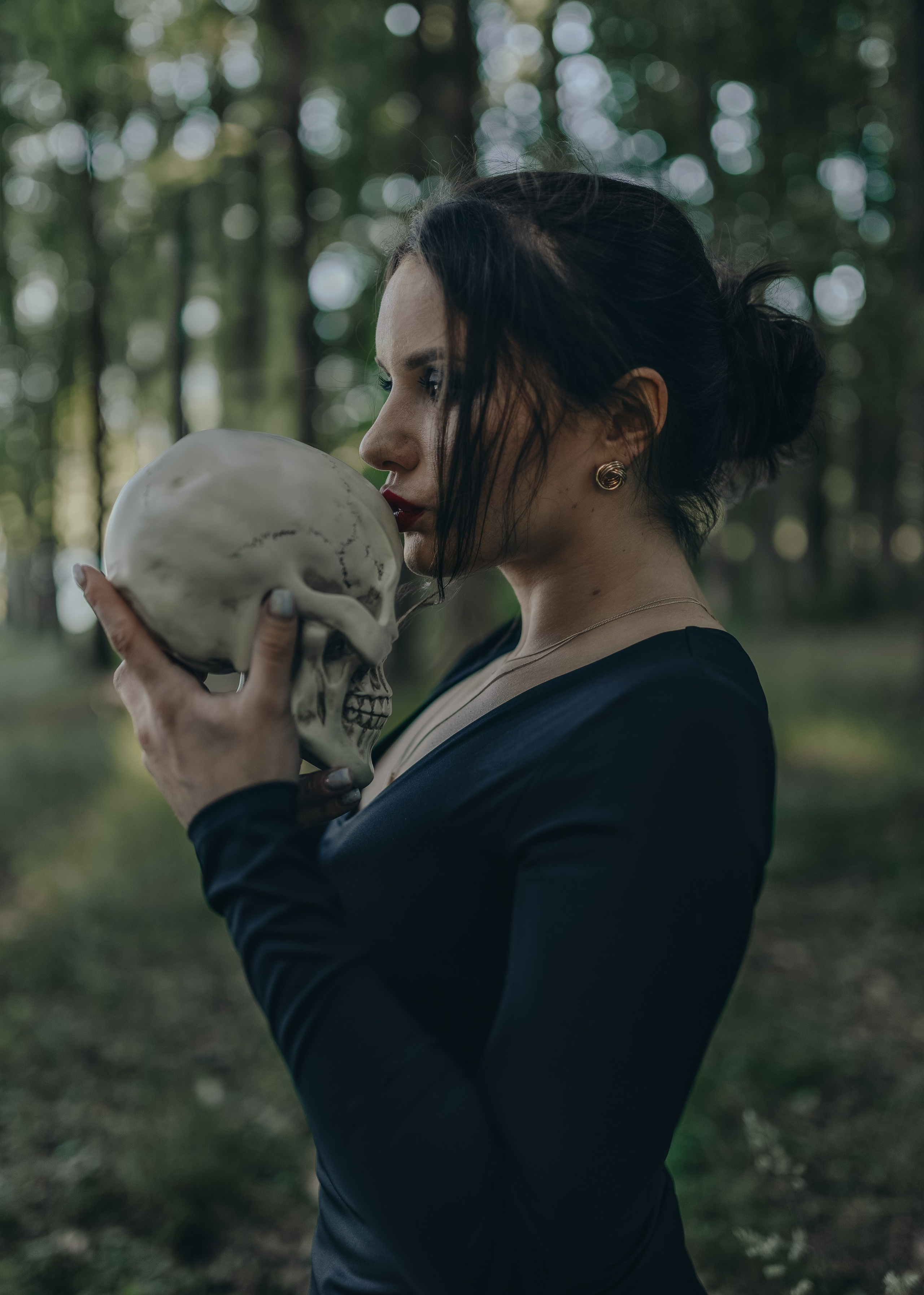 Deadly Dinner. Women’s photographer Anastasiya Vinichenka