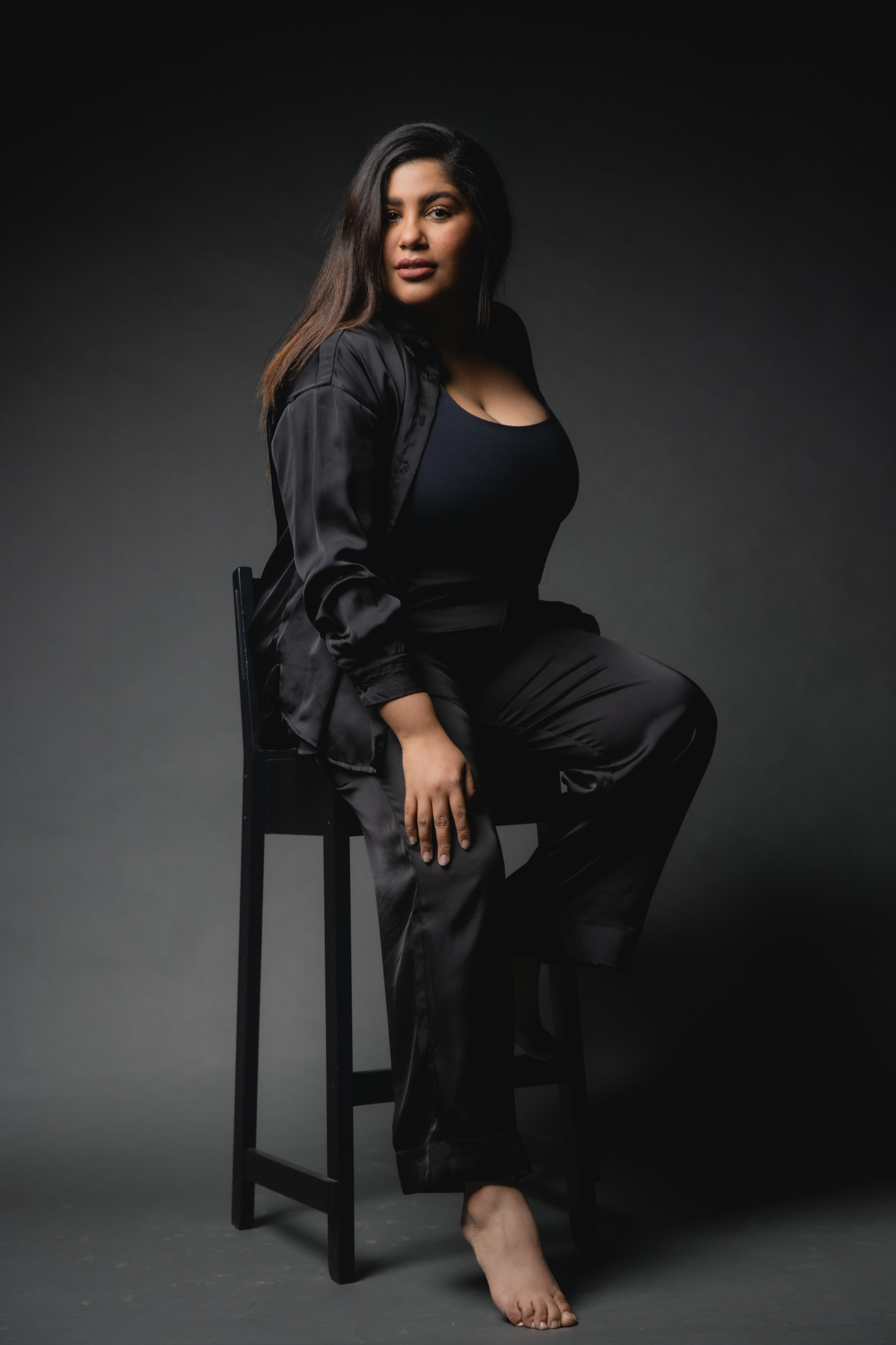 NOGLYSH. Anastasiia Antoniuk portrait, family and couple photographer, Portugal