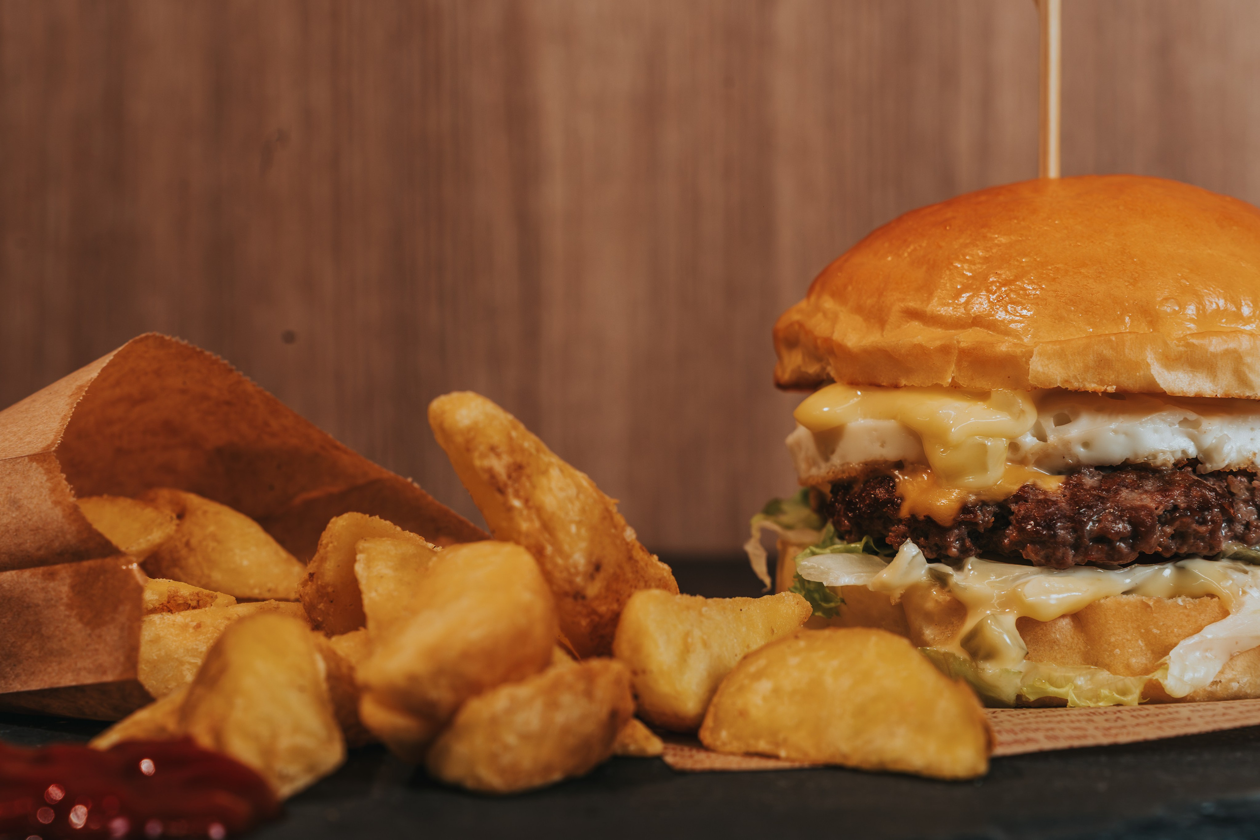 ZYON. Emerson Fukura